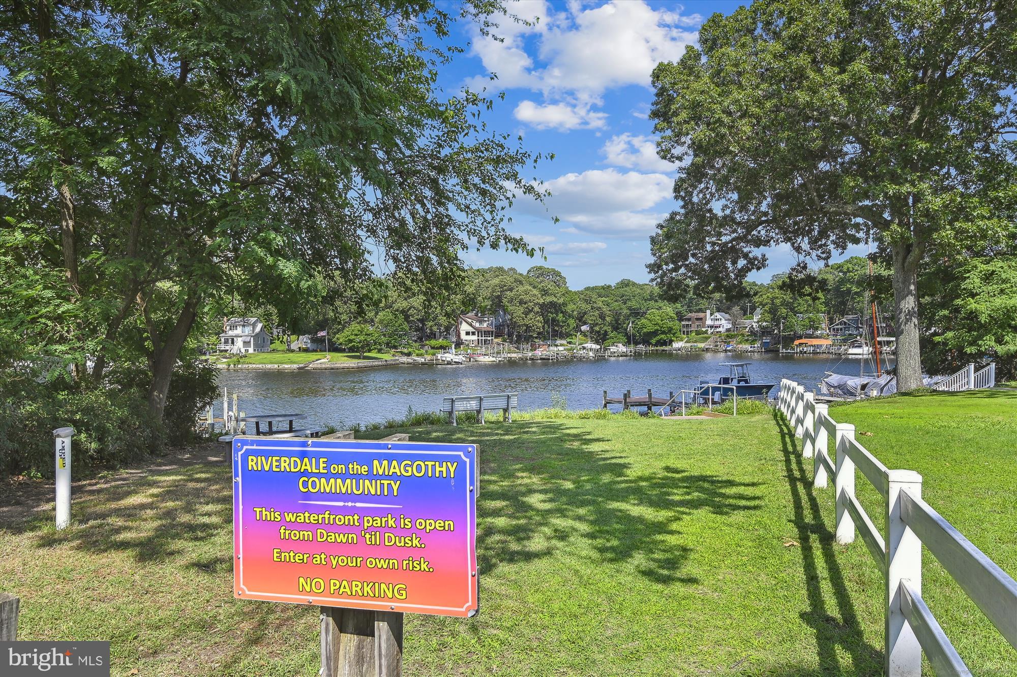 RIVERDALE - Residential