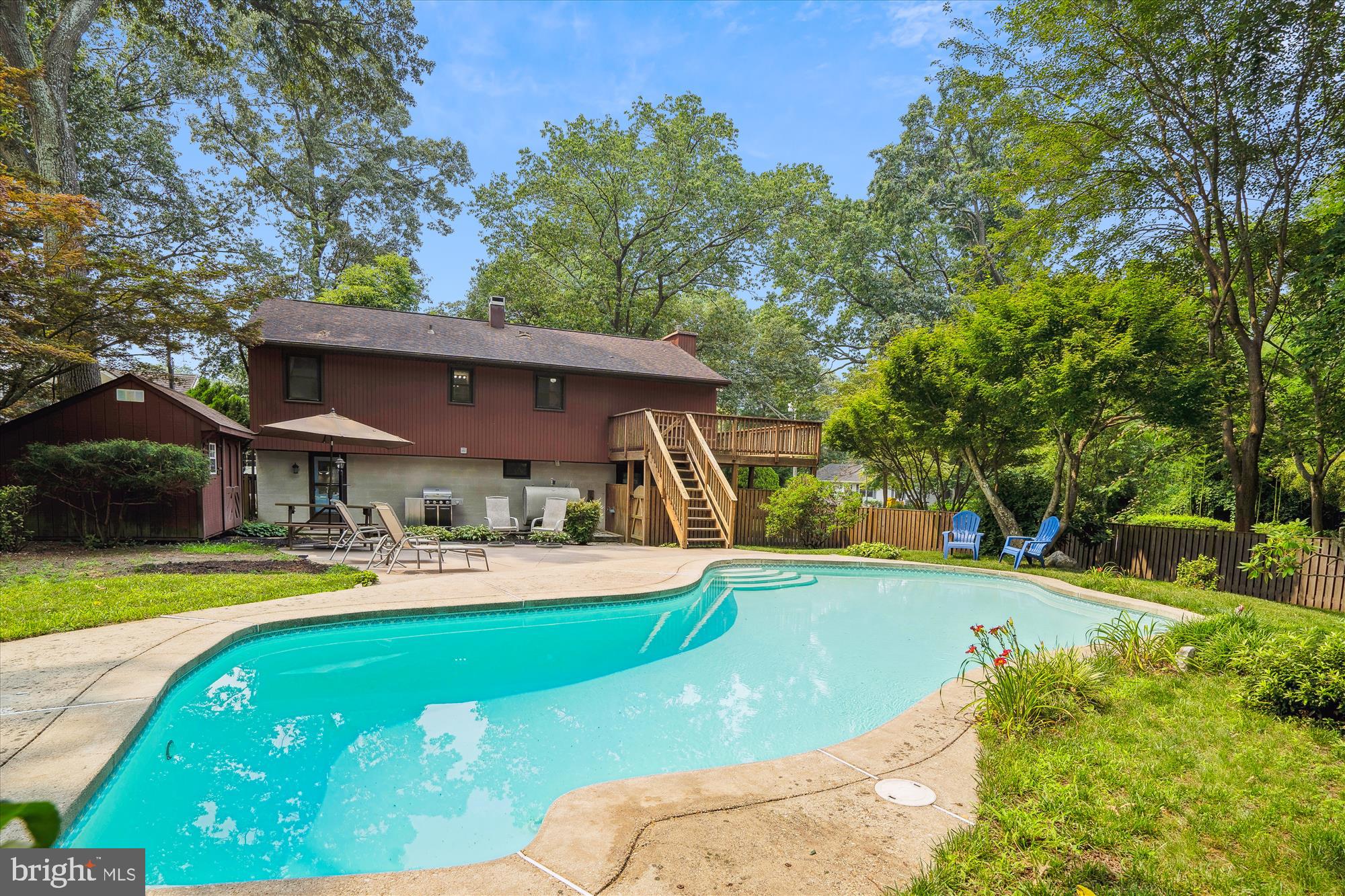 RIVERDALE - Residential