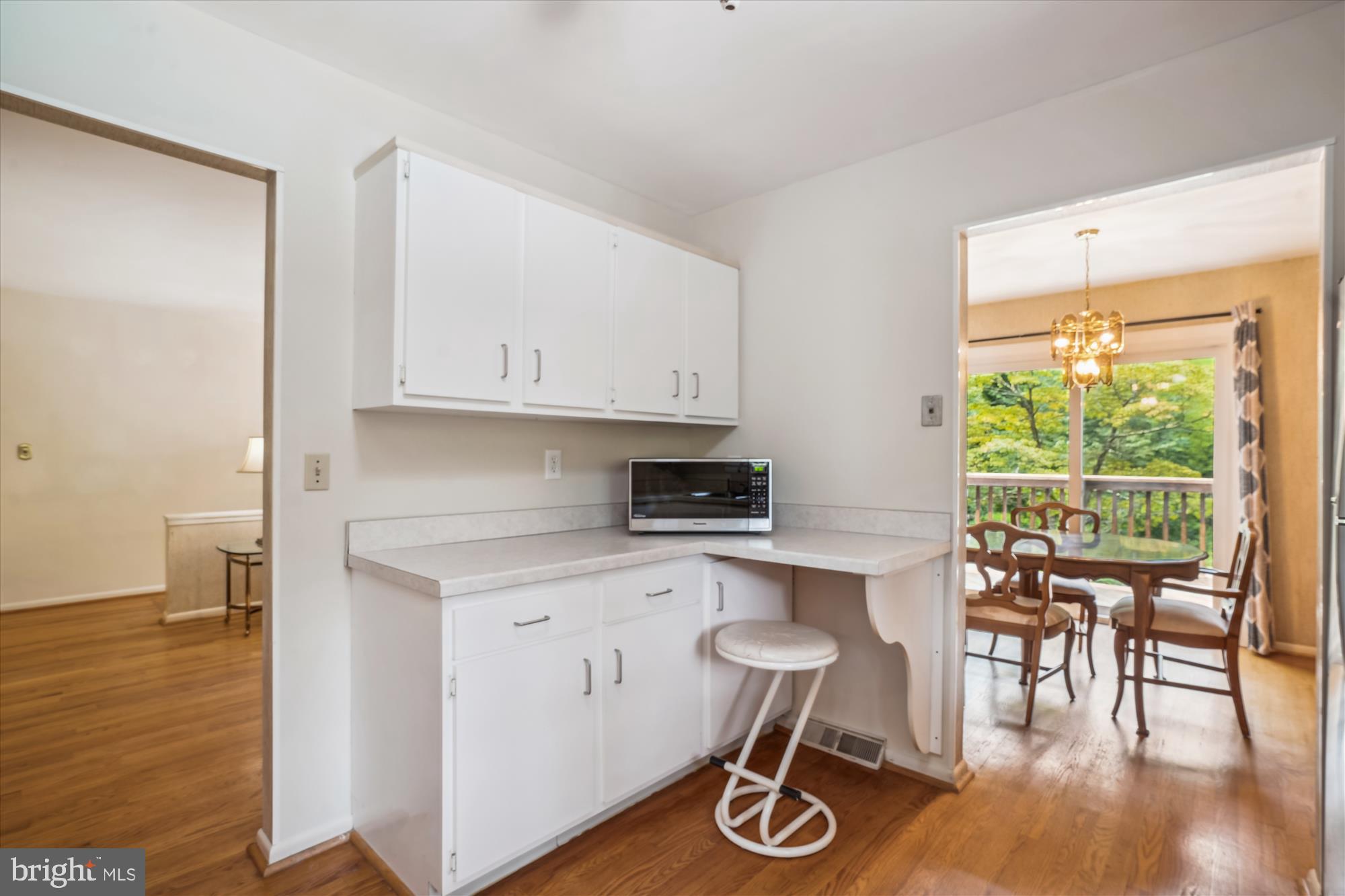 RIVERDALE - Residential