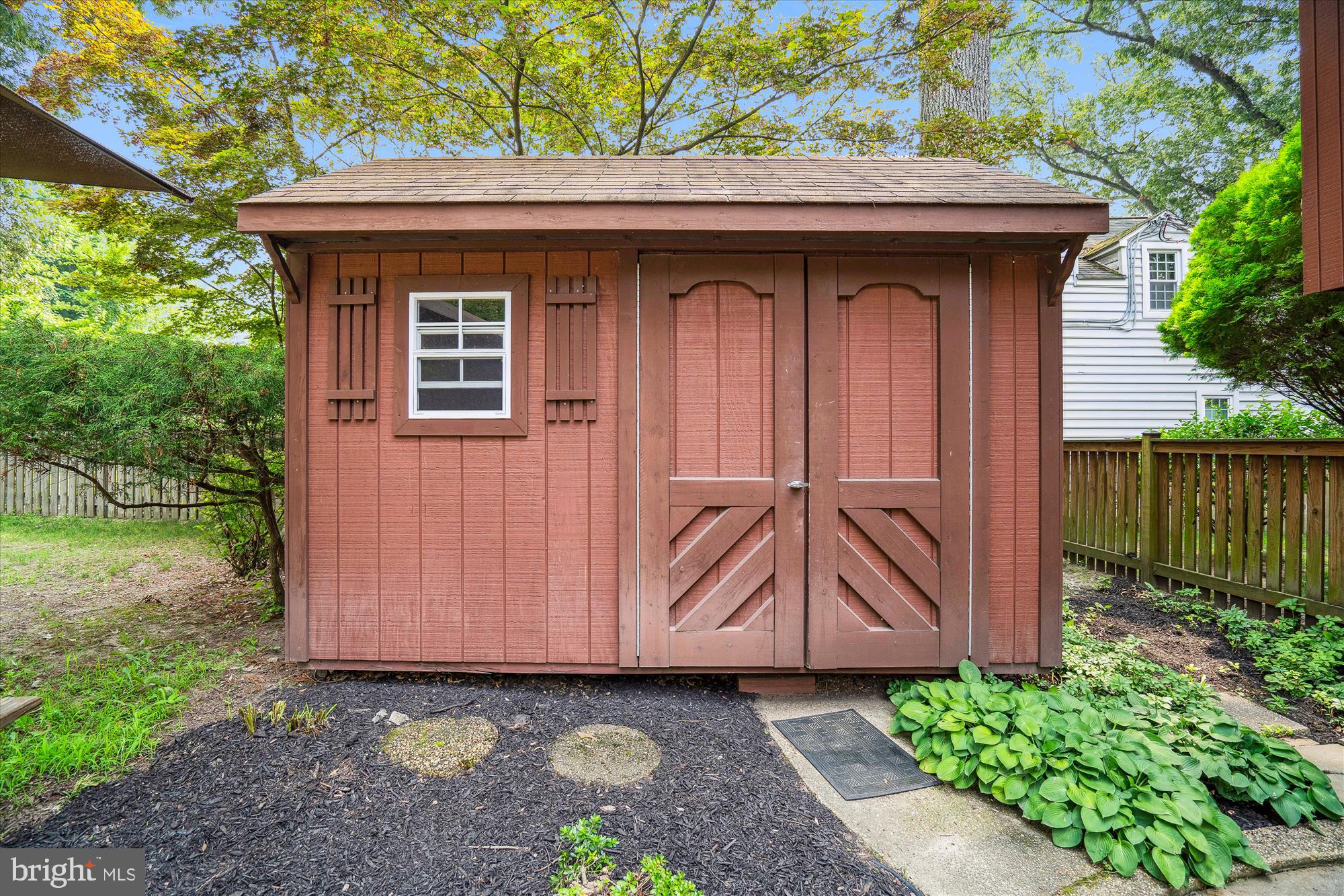 RIVERDALE - Residential