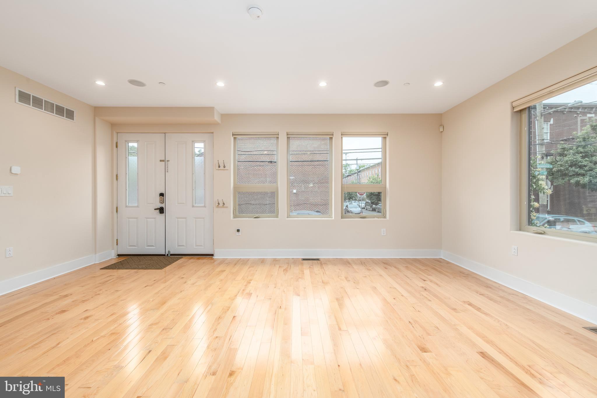 HAWTHORNE - Residential Lease