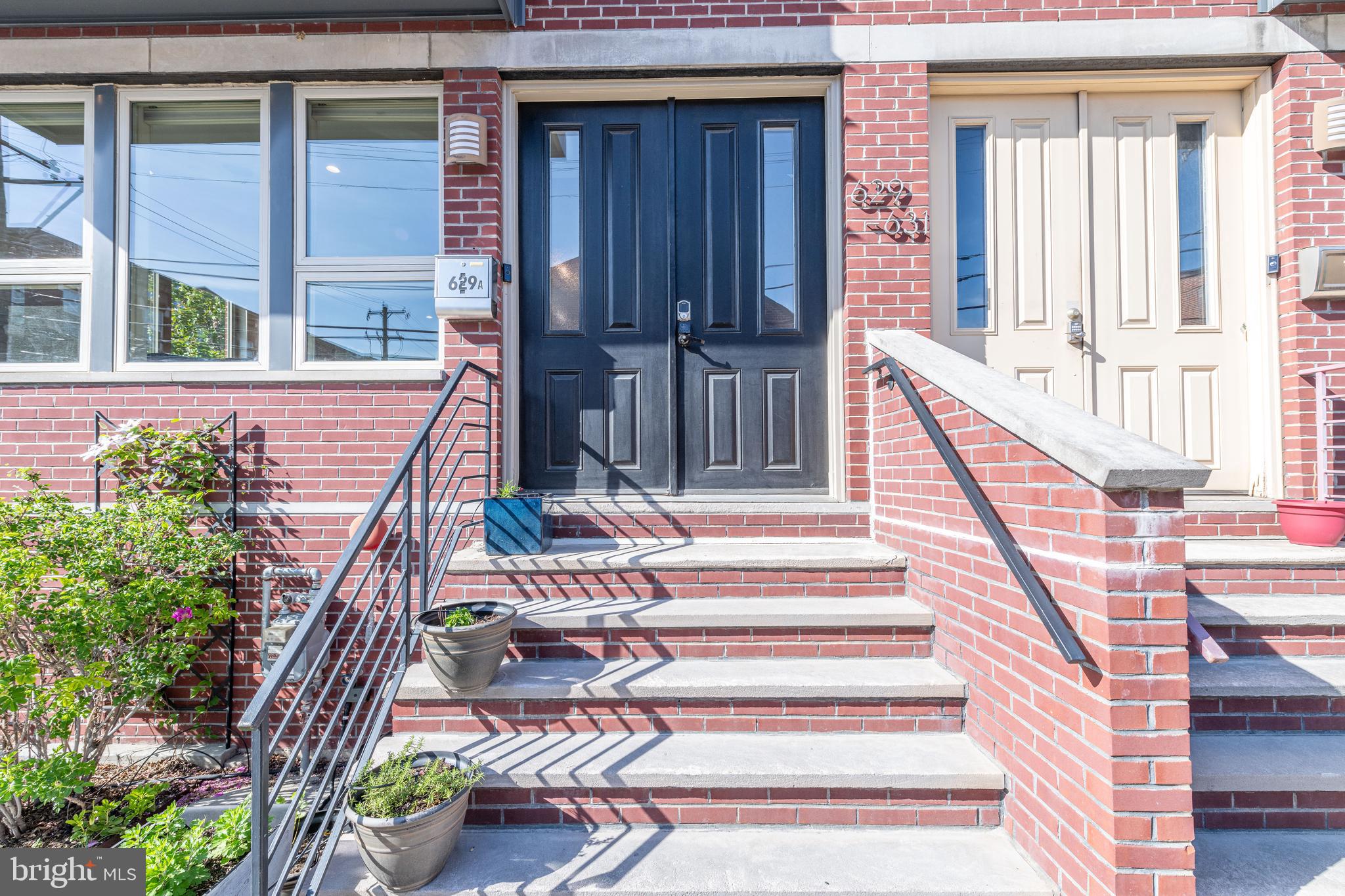 HAWTHORNE - Residential Lease