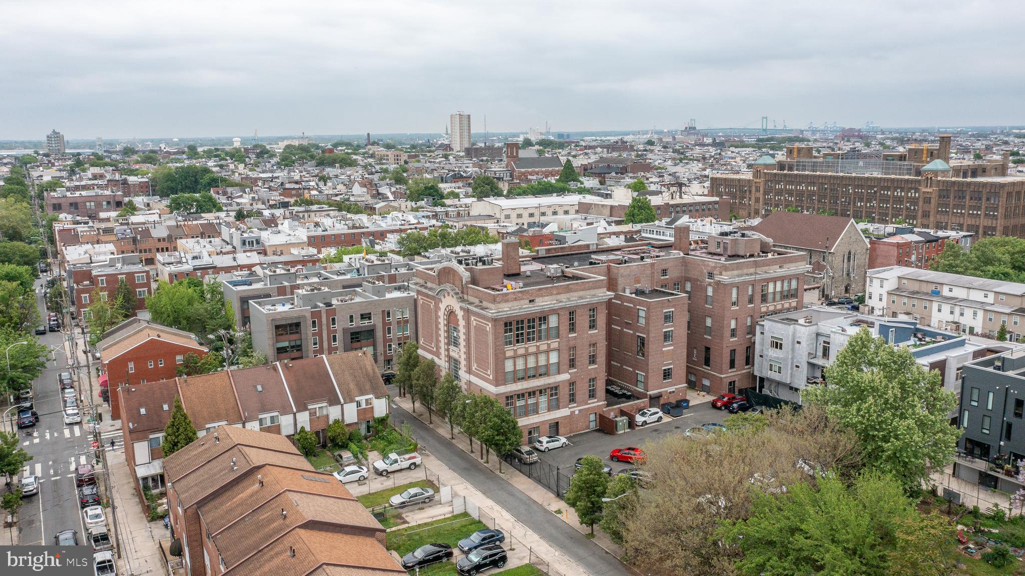 HAWTHORNE - Residential Lease