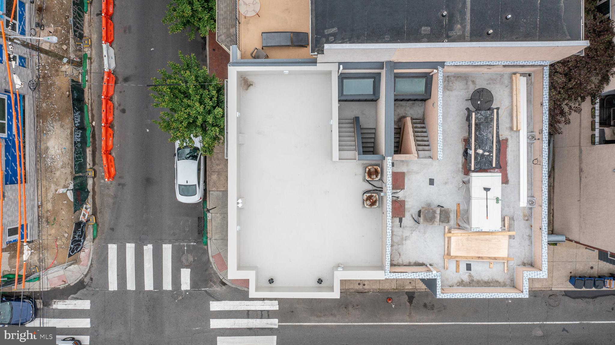 HAWTHORNE - Residential Lease