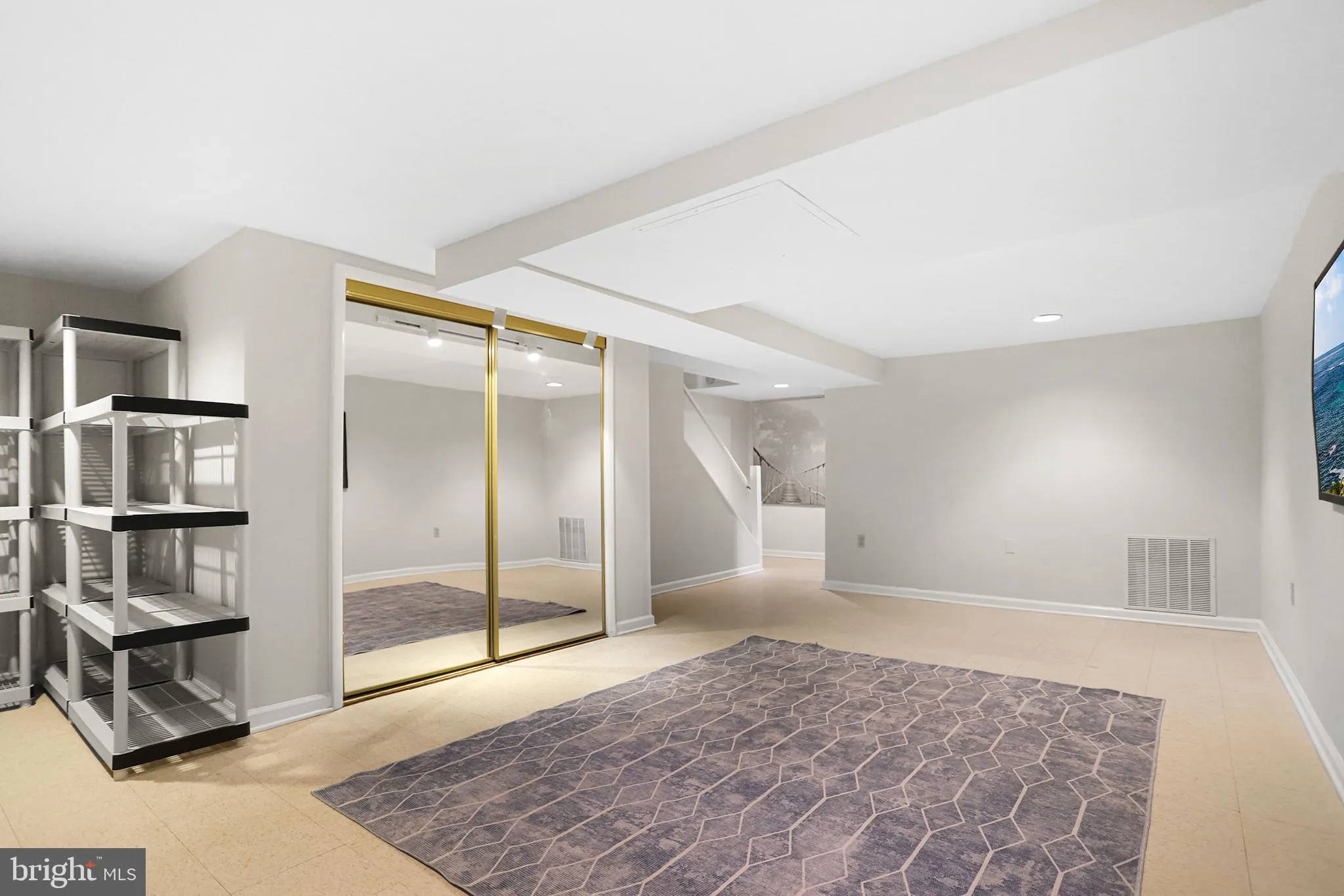 Brookhaven, Pennsylvania 19015, United States, 2 Bedrooms Bedrooms, ,2 BathroomsBathrooms,Residential,Pending,236001