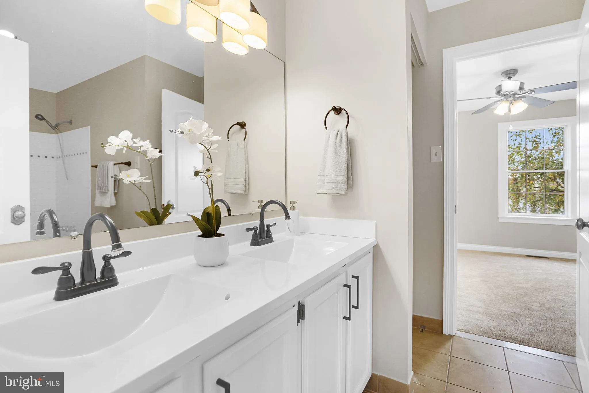 Brookhaven, Pennsylvania 19015, United States, 2 Bedrooms Bedrooms, ,2 BathroomsBathrooms,Residential,Pending,236001