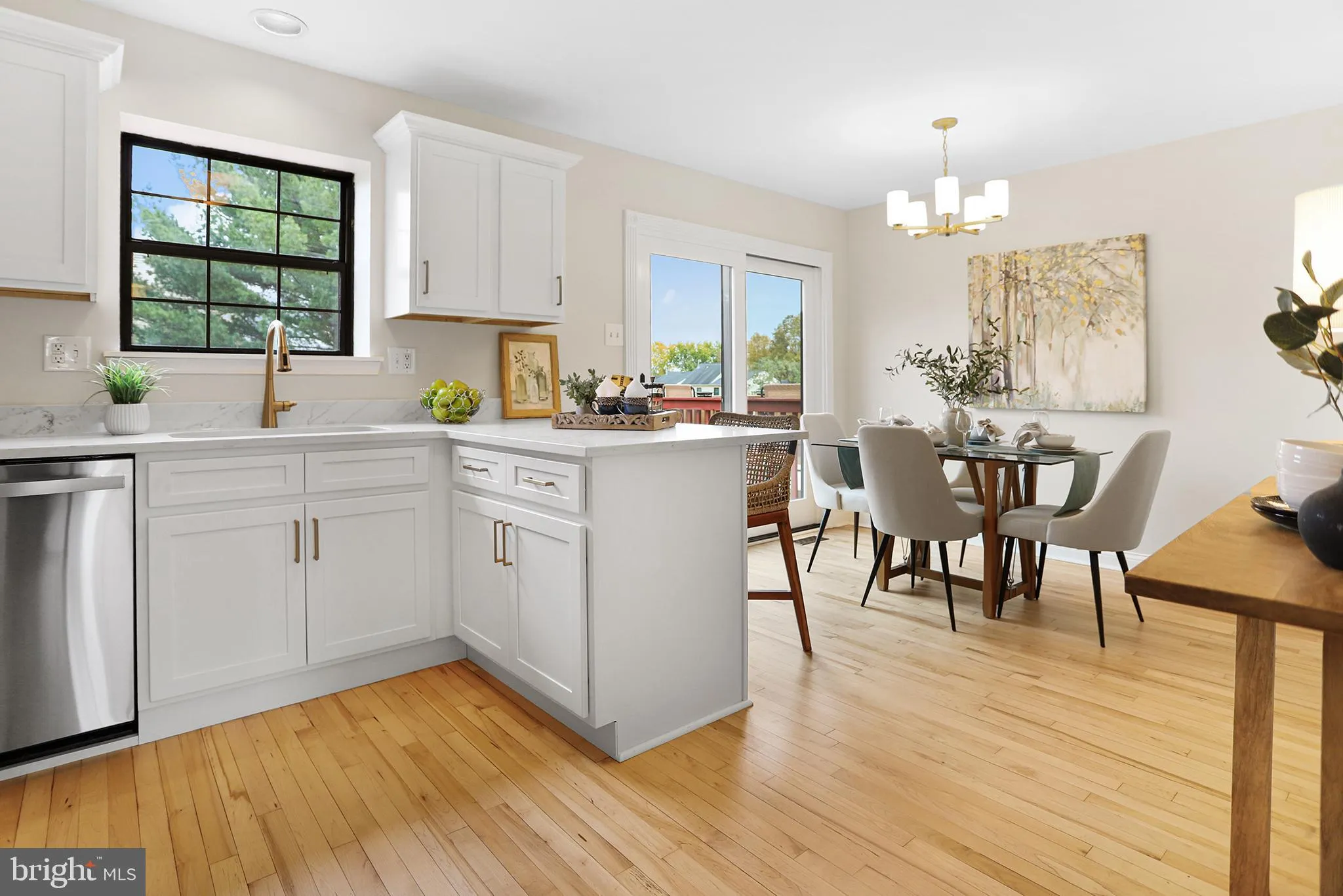 Brookhaven, Pennsylvania 19015, United States, 2 Bedrooms Bedrooms, ,2 BathroomsBathrooms,Residential,Pending,236001