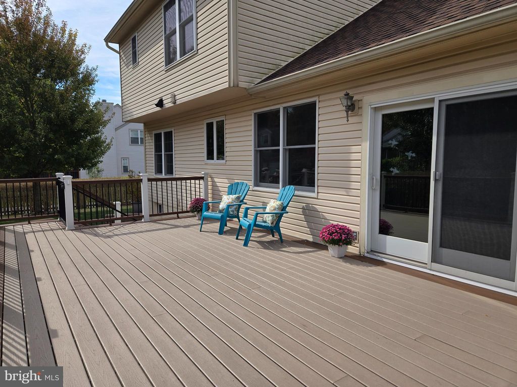 Photo of 5417 Gladewright Drive, CENTREVILLE, VA 20120 (MLS # VAFX2275104)
