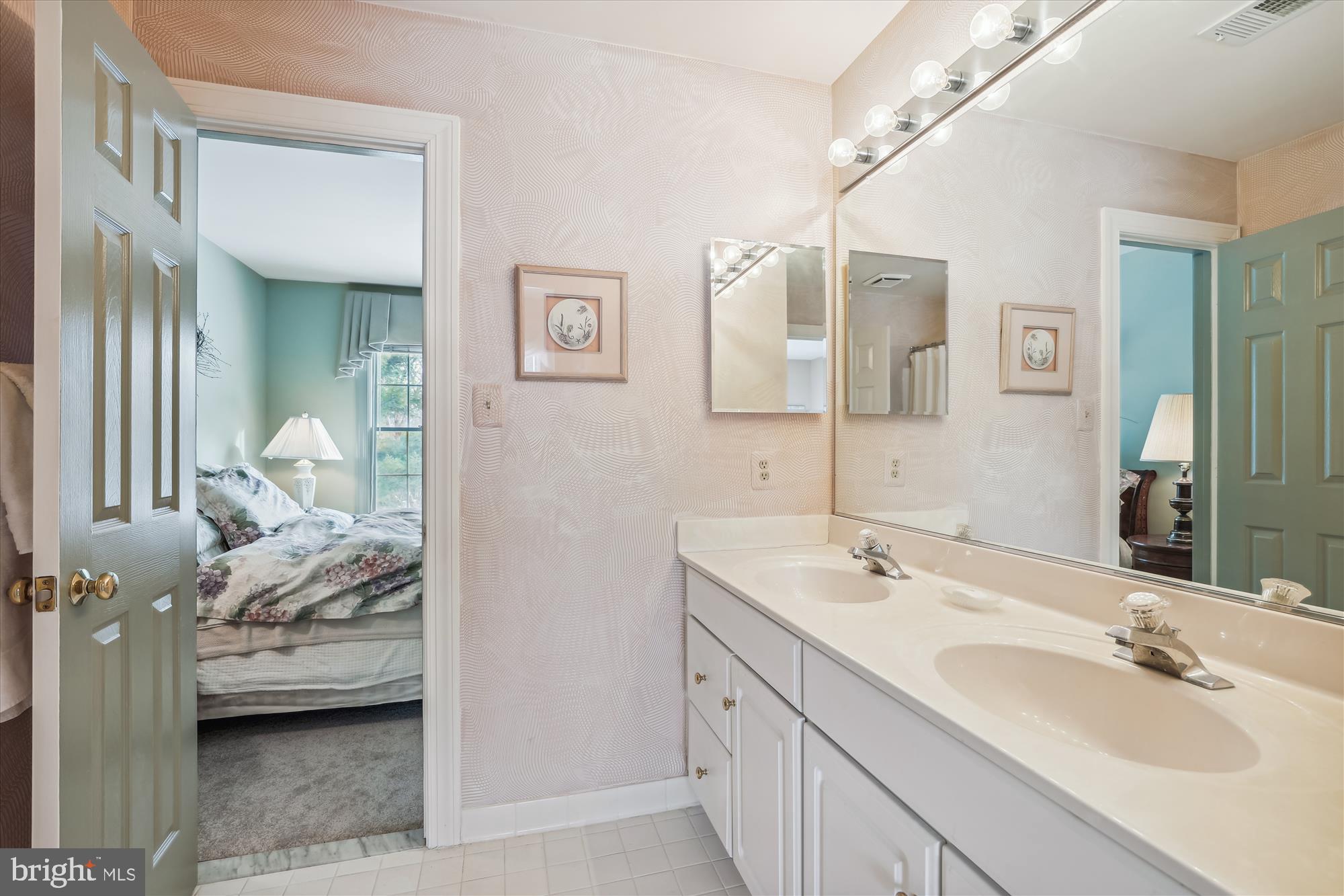 REGAL OAKS - Residential