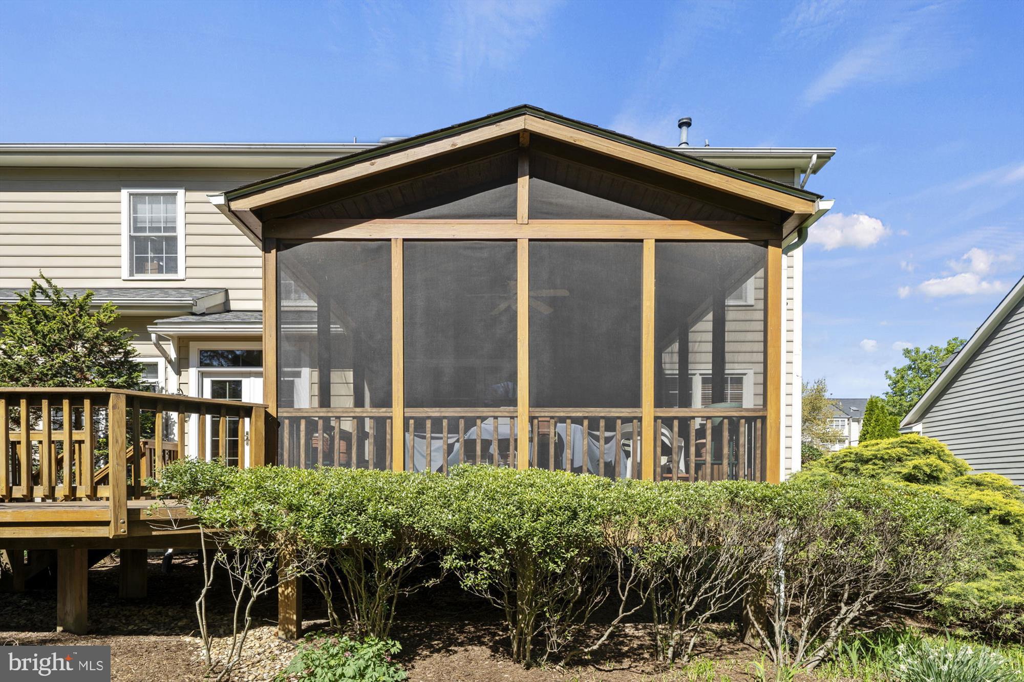 REGAL OAKS - Residential