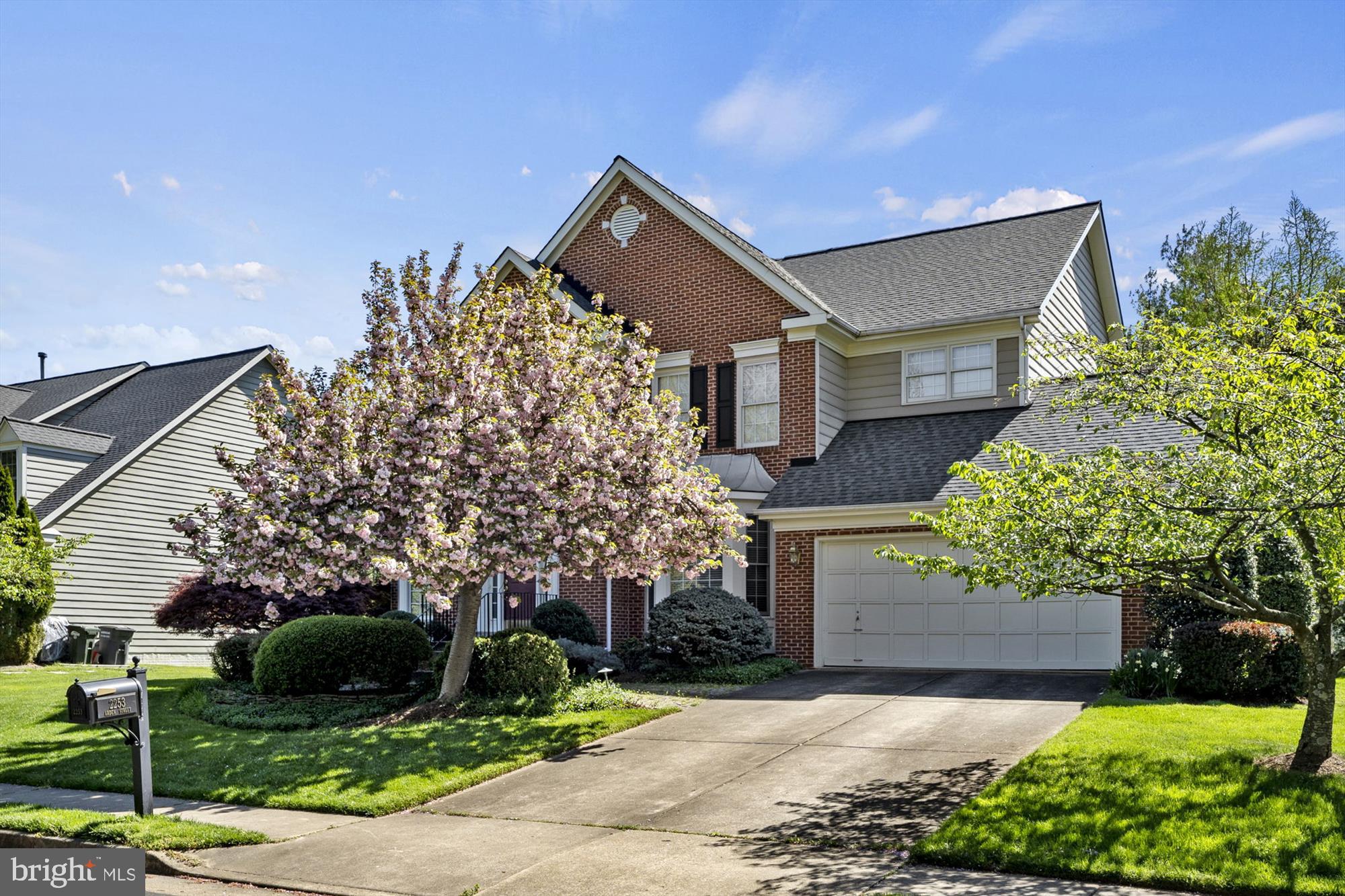 REGAL OAKS - Residential