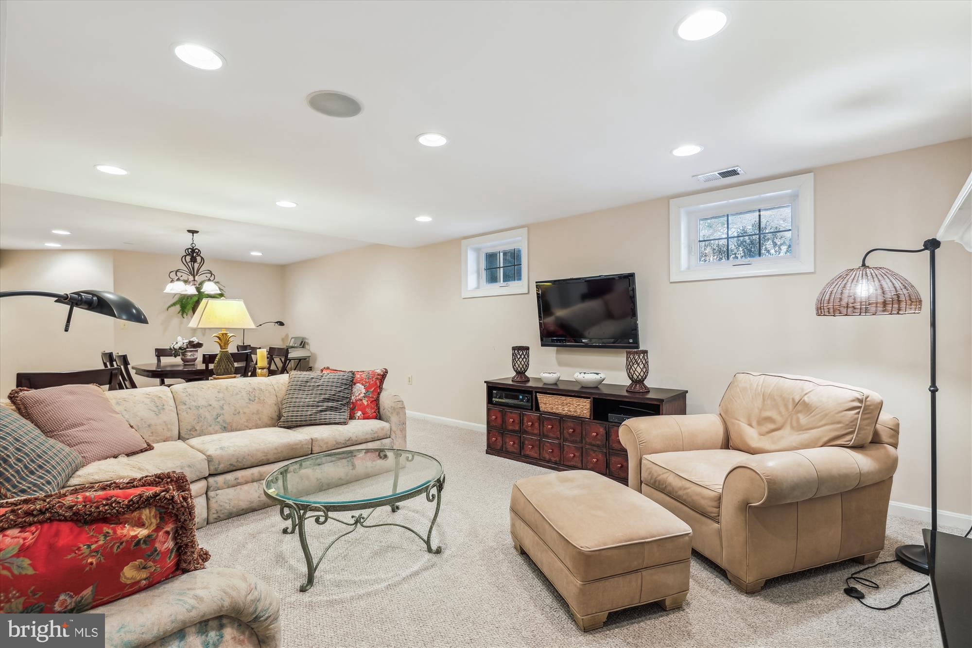 REGAL OAKS - Residential