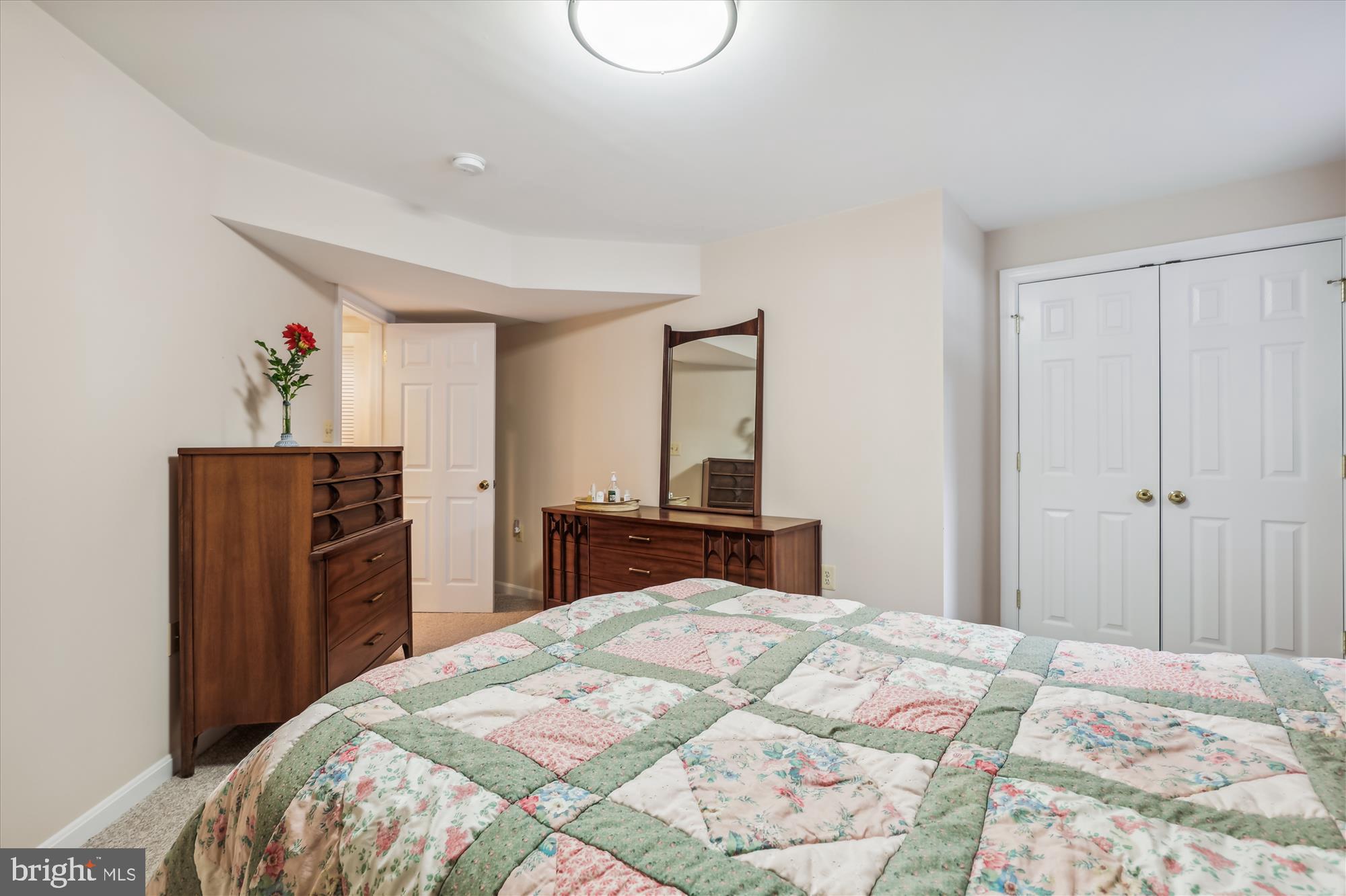 REGAL OAKS - Residential