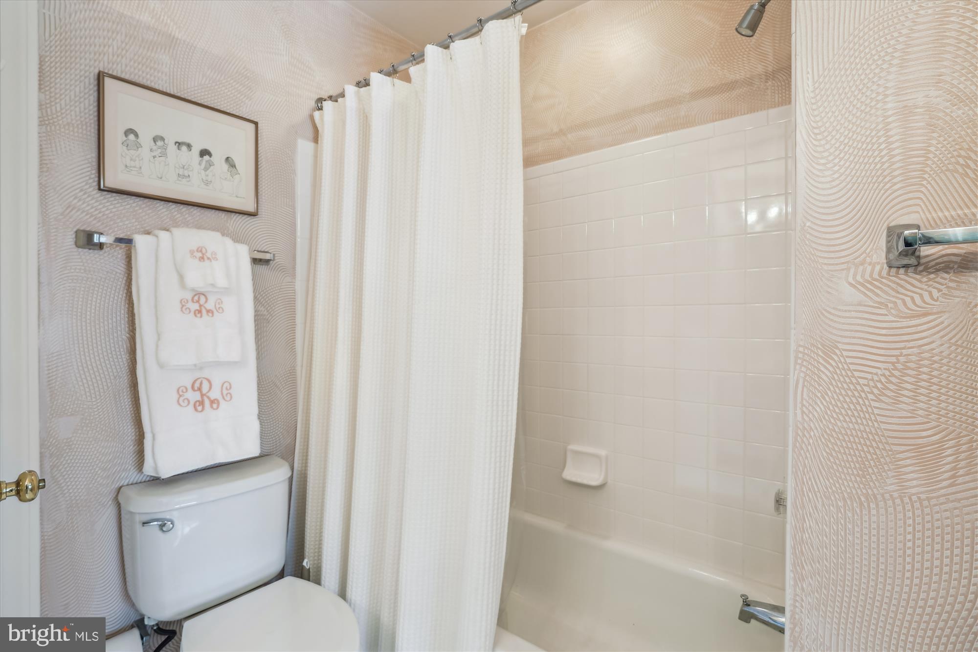 REGAL OAKS - Residential