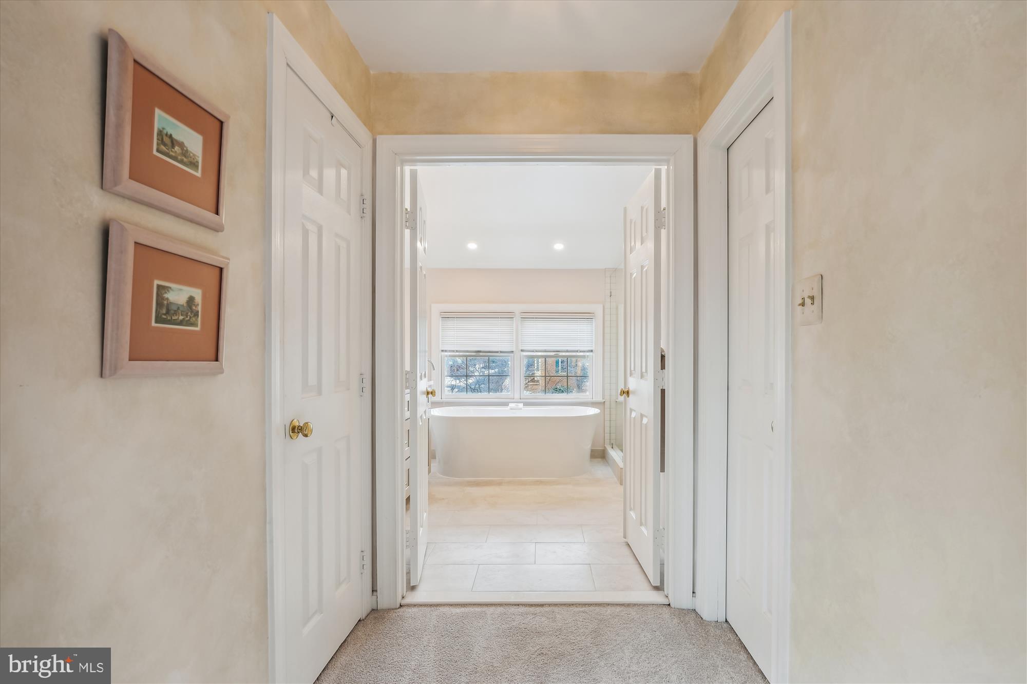 REGAL OAKS - Residential