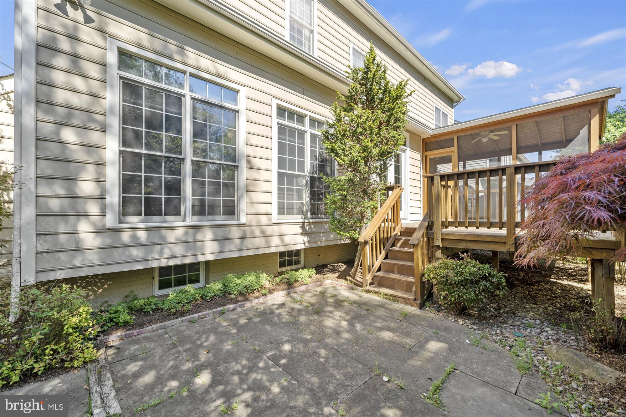 REGAL OAKS - Residential