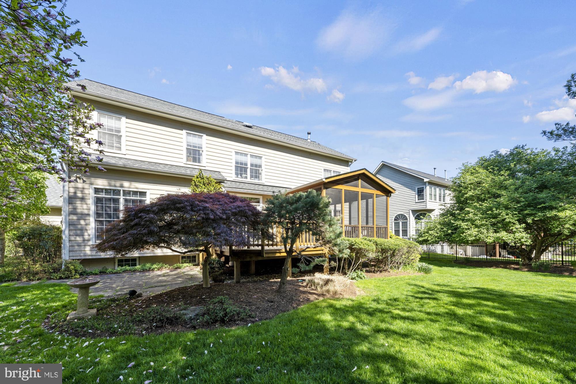 REGAL OAKS - Residential