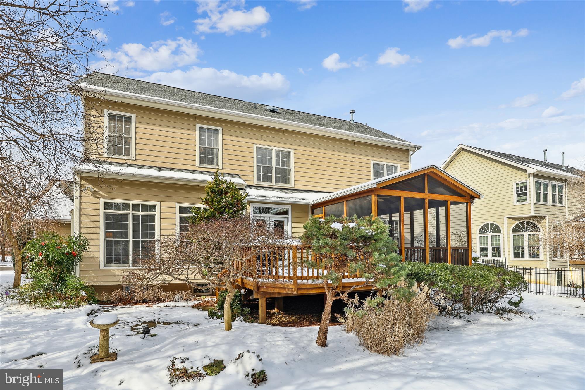 REGAL OAKS - Residential