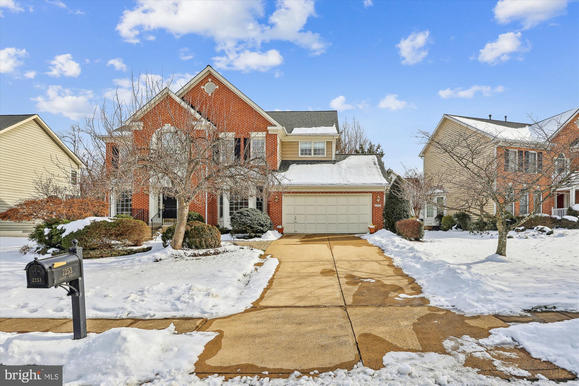 REGAL OAKS - Residential