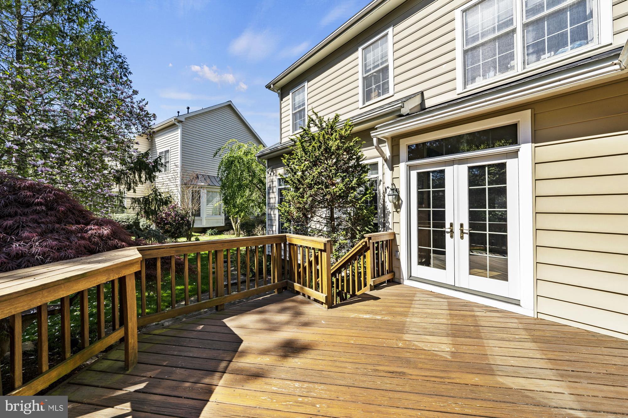 REGAL OAKS - Residential