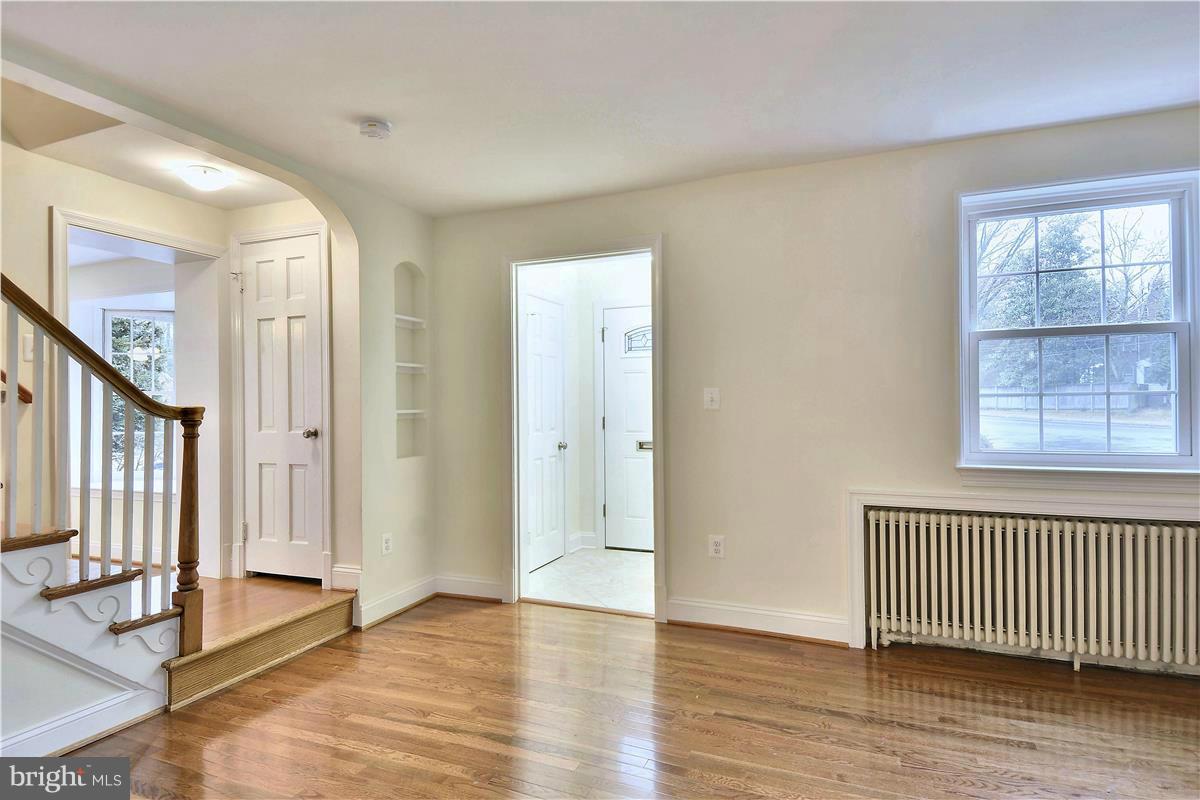 WOODSIDE FOREST - Residential