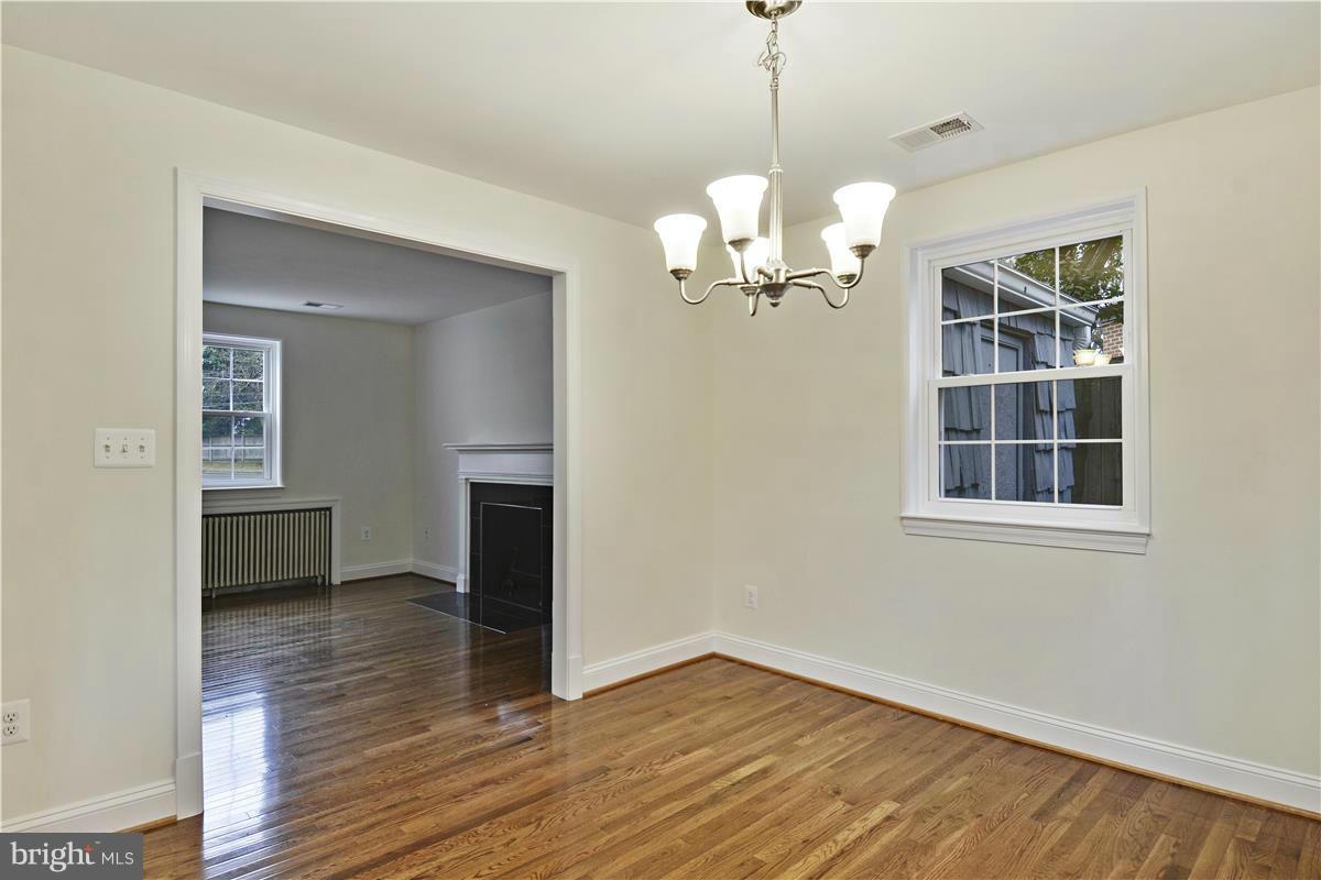 WOODSIDE FOREST - Residential