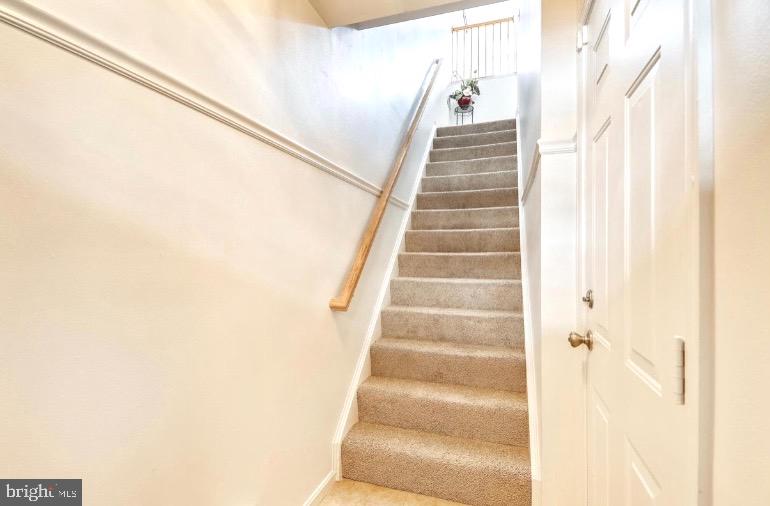 WOODVIEW VILLAGE WEST - Residential Lease