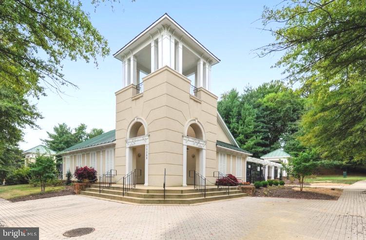 WOODVIEW VILLAGE WEST - Residential Lease