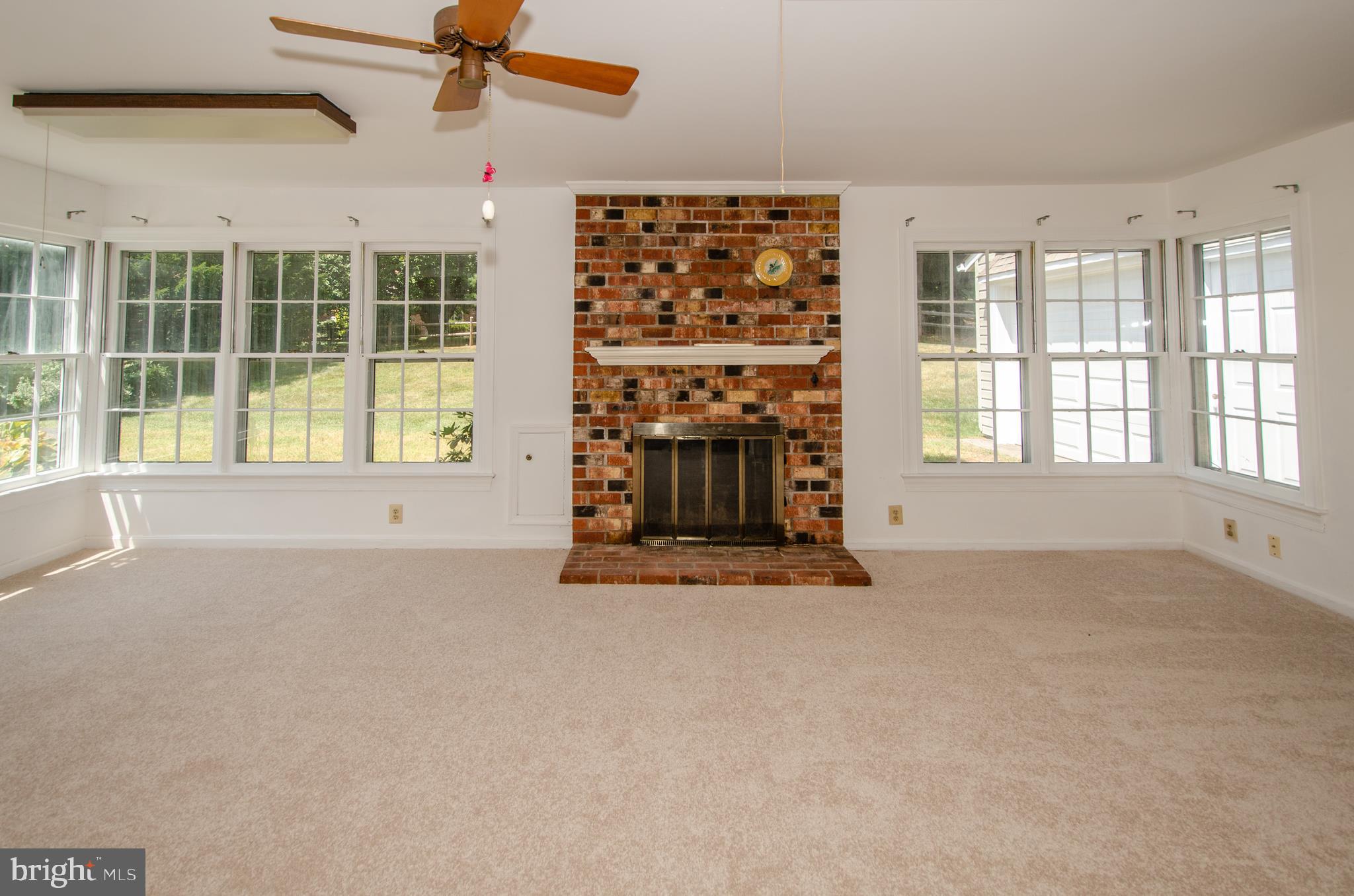 ROCK SPRING - Residential