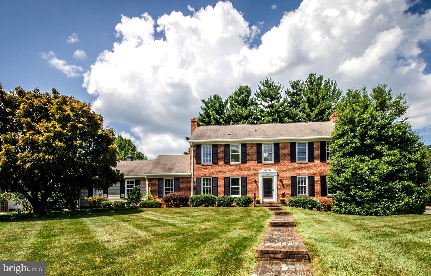 ROCK SPRING - Residential