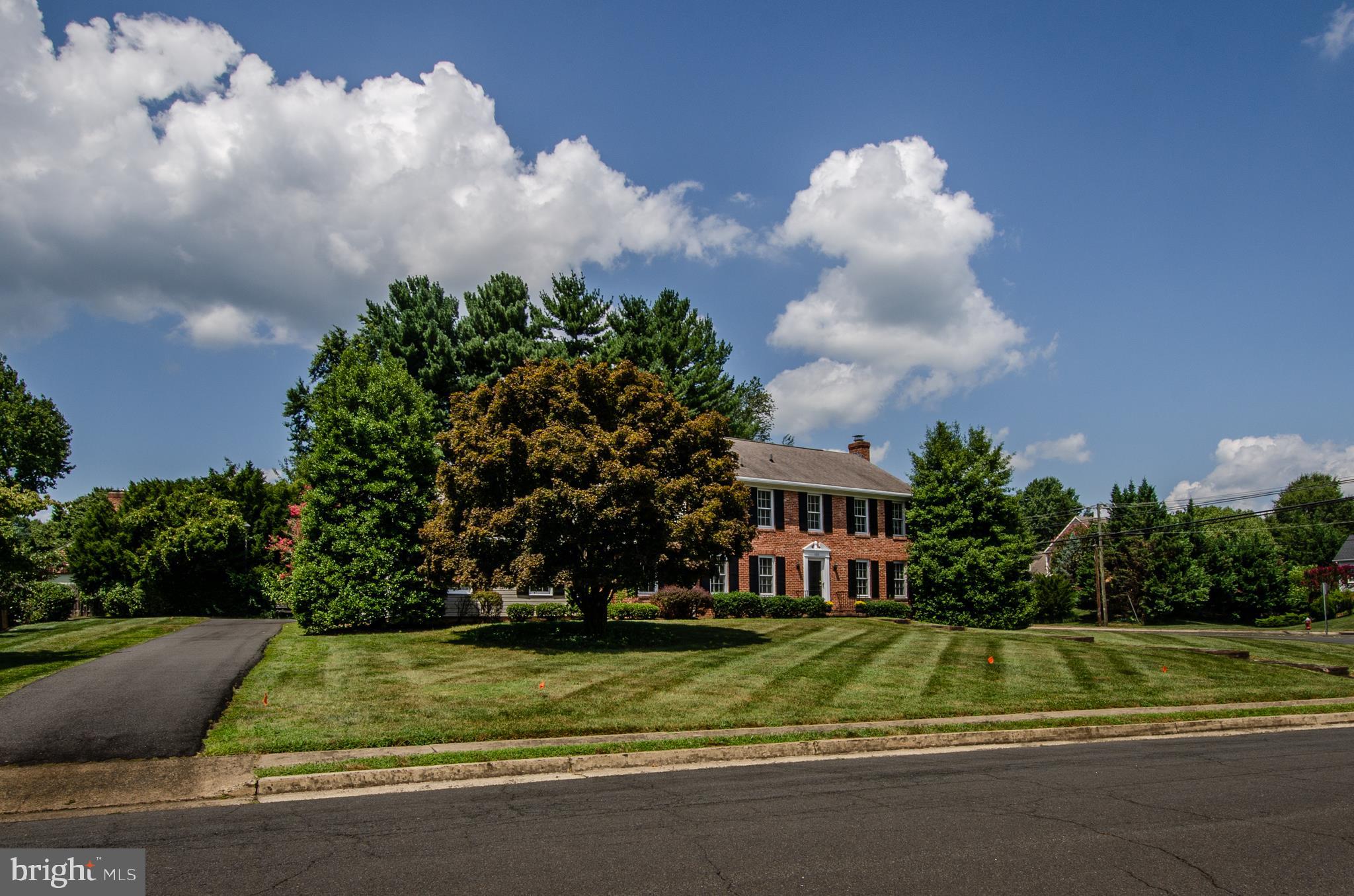 ROCK SPRING - Residential
