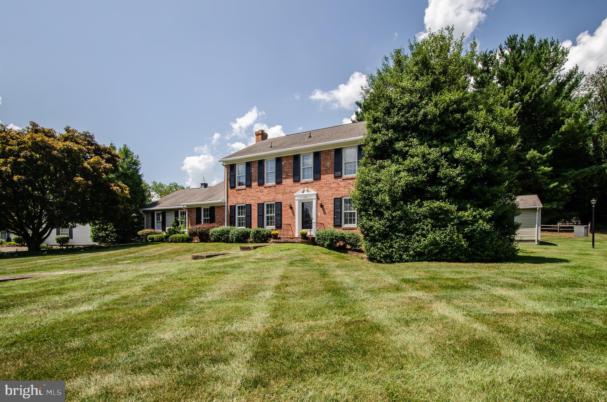 ROCK SPRING - Residential