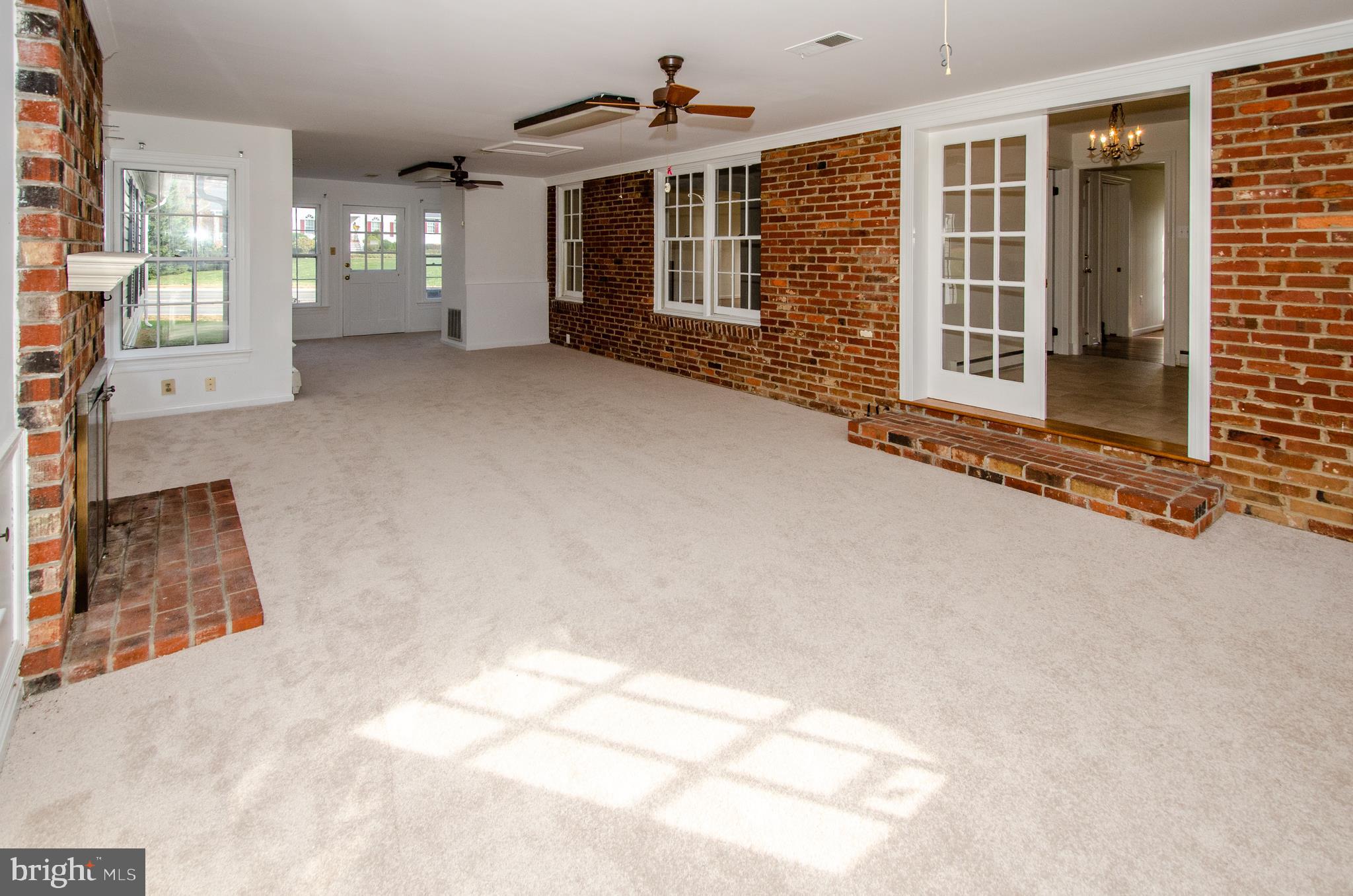 ROCK SPRING - Residential