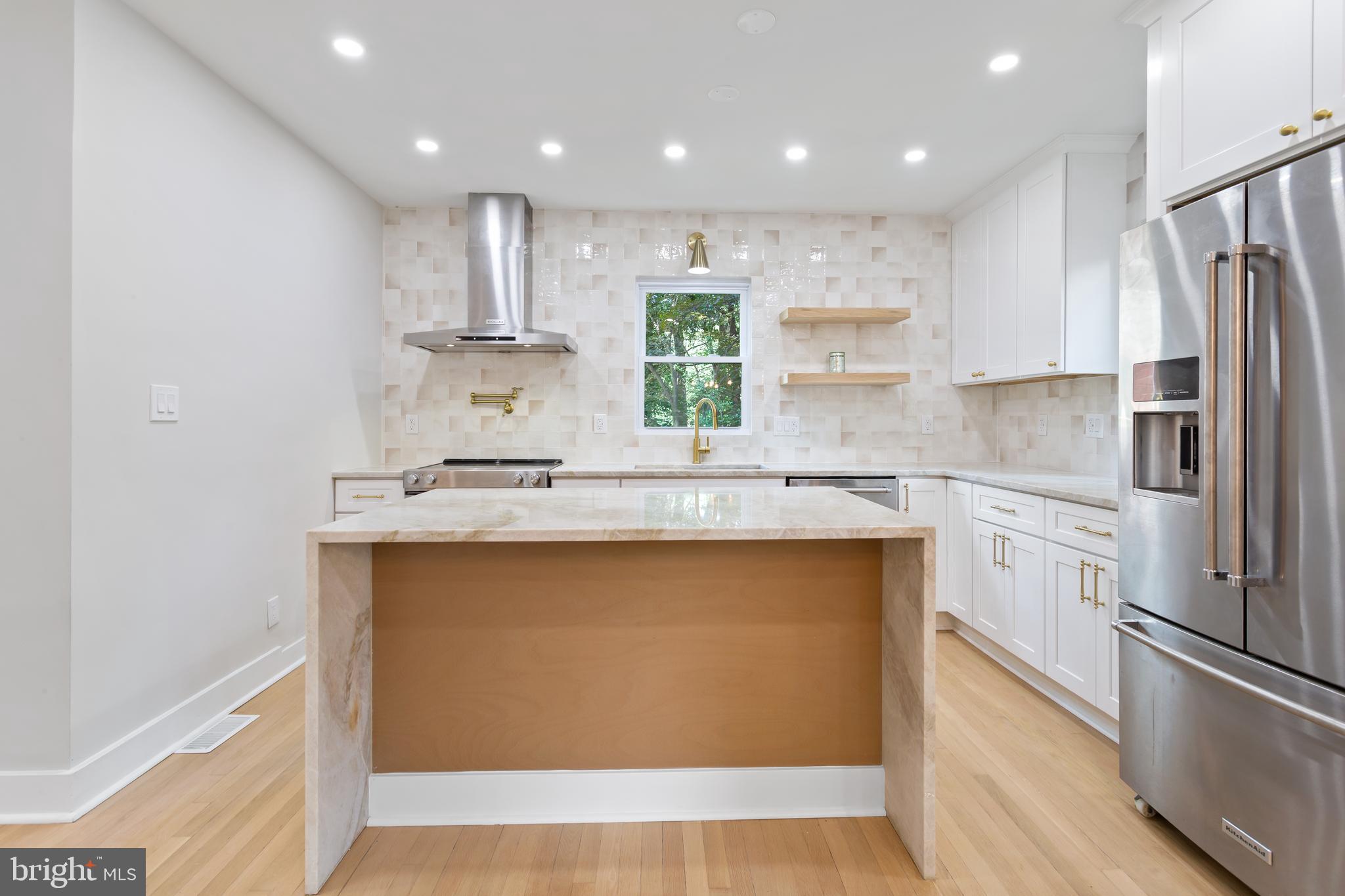 HIGHLAND VIEW - Residential