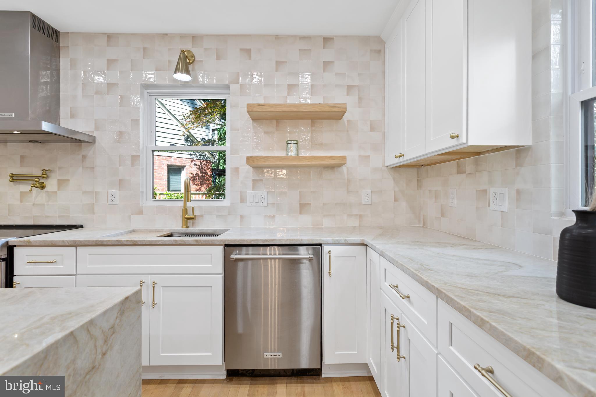 HIGHLAND VIEW - Residential