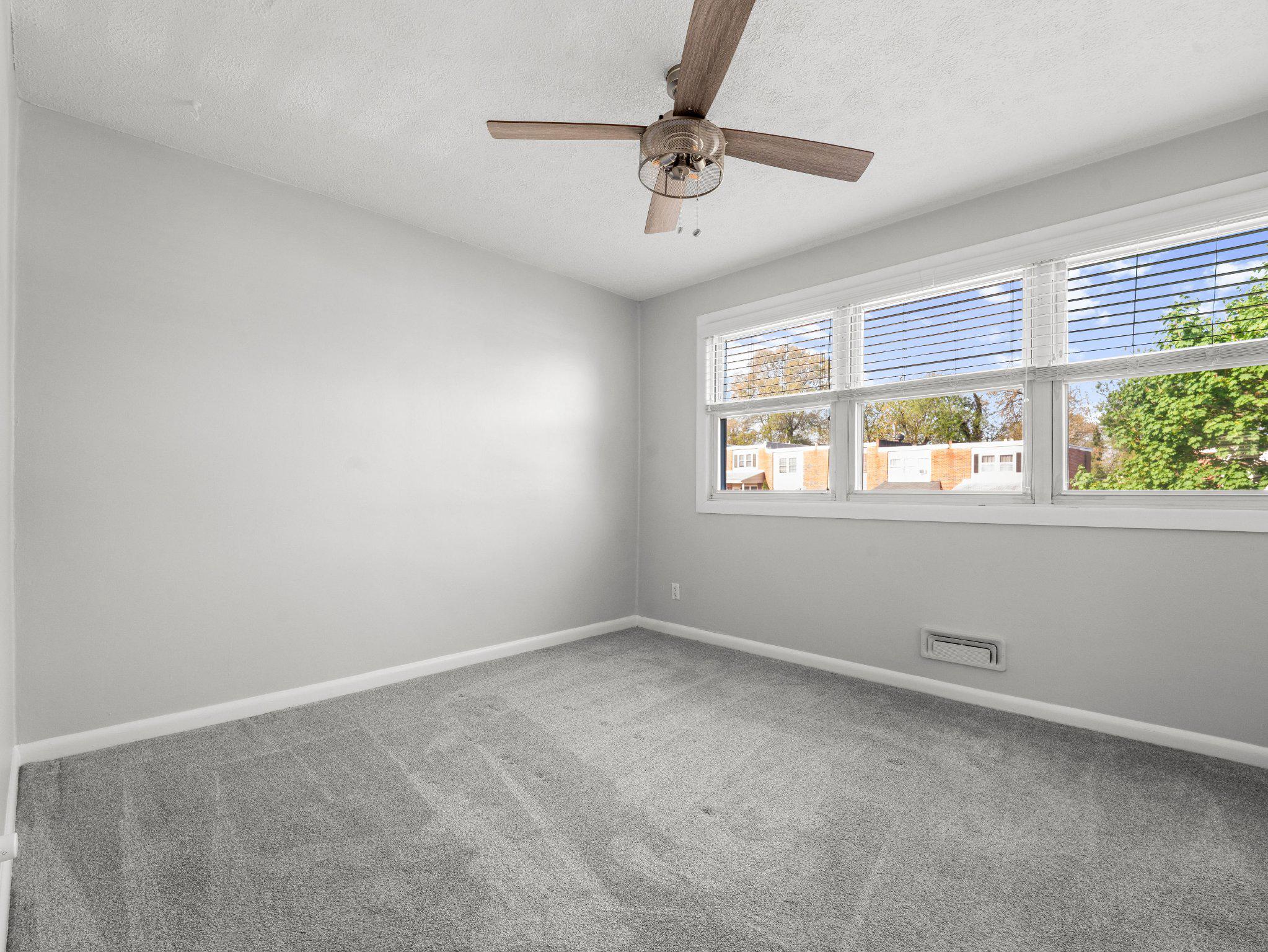 GUILFORD MANOR - Residential