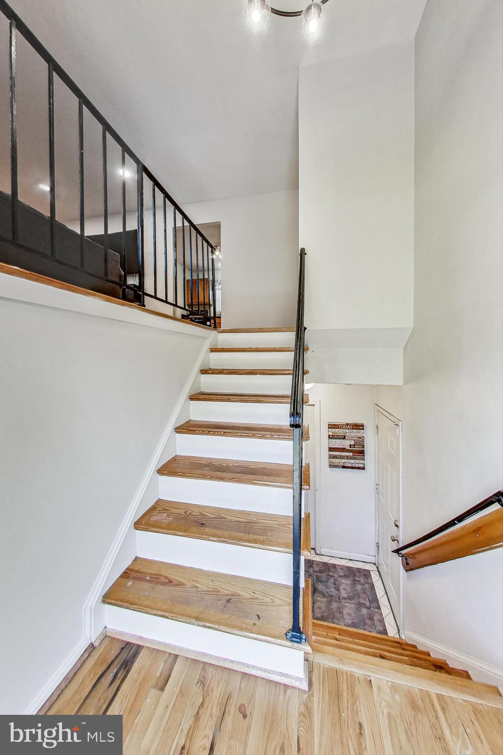 TANTALLON ON THE POTOMAC - Residential