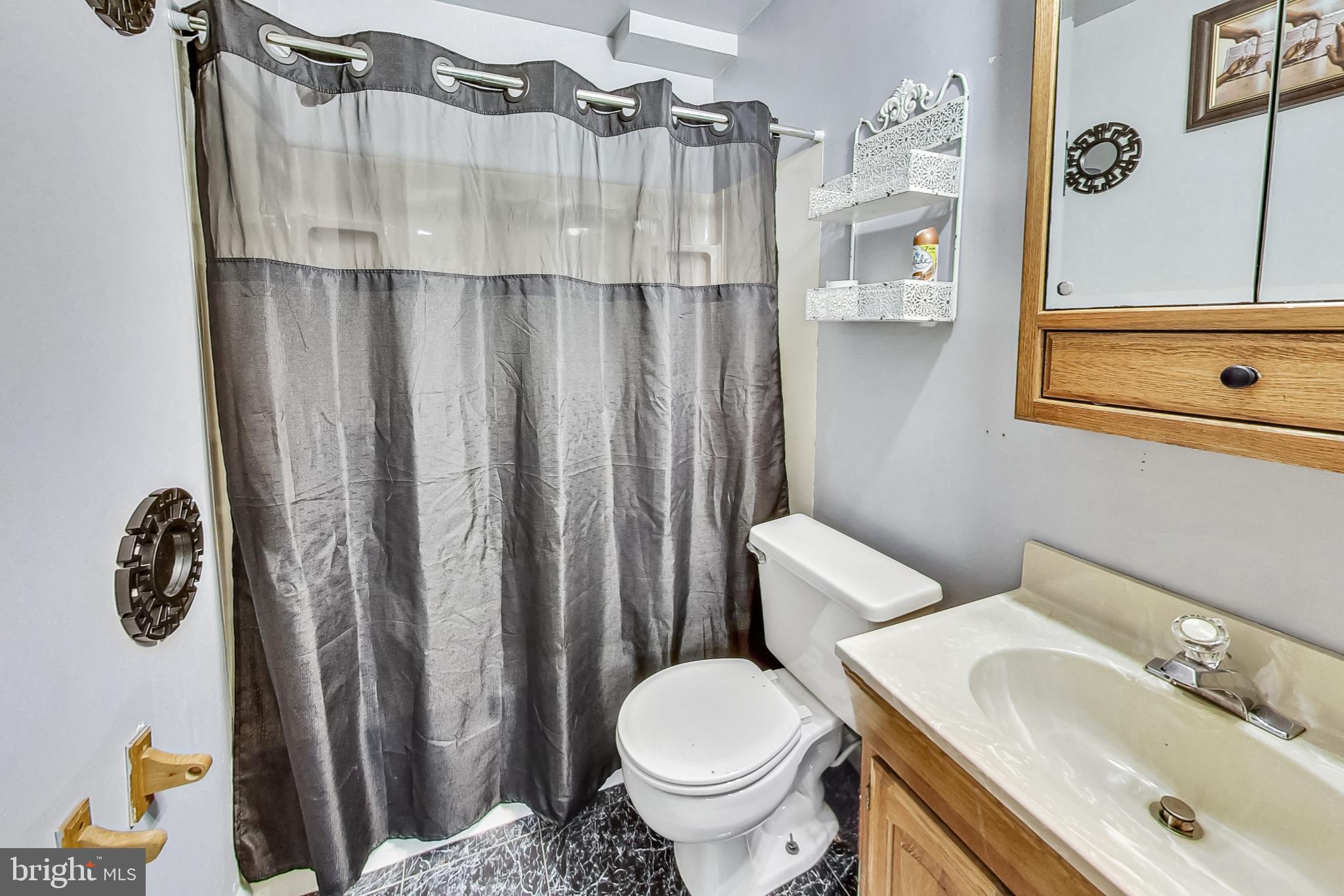 TANTALLON ON THE POTOMAC - Residential