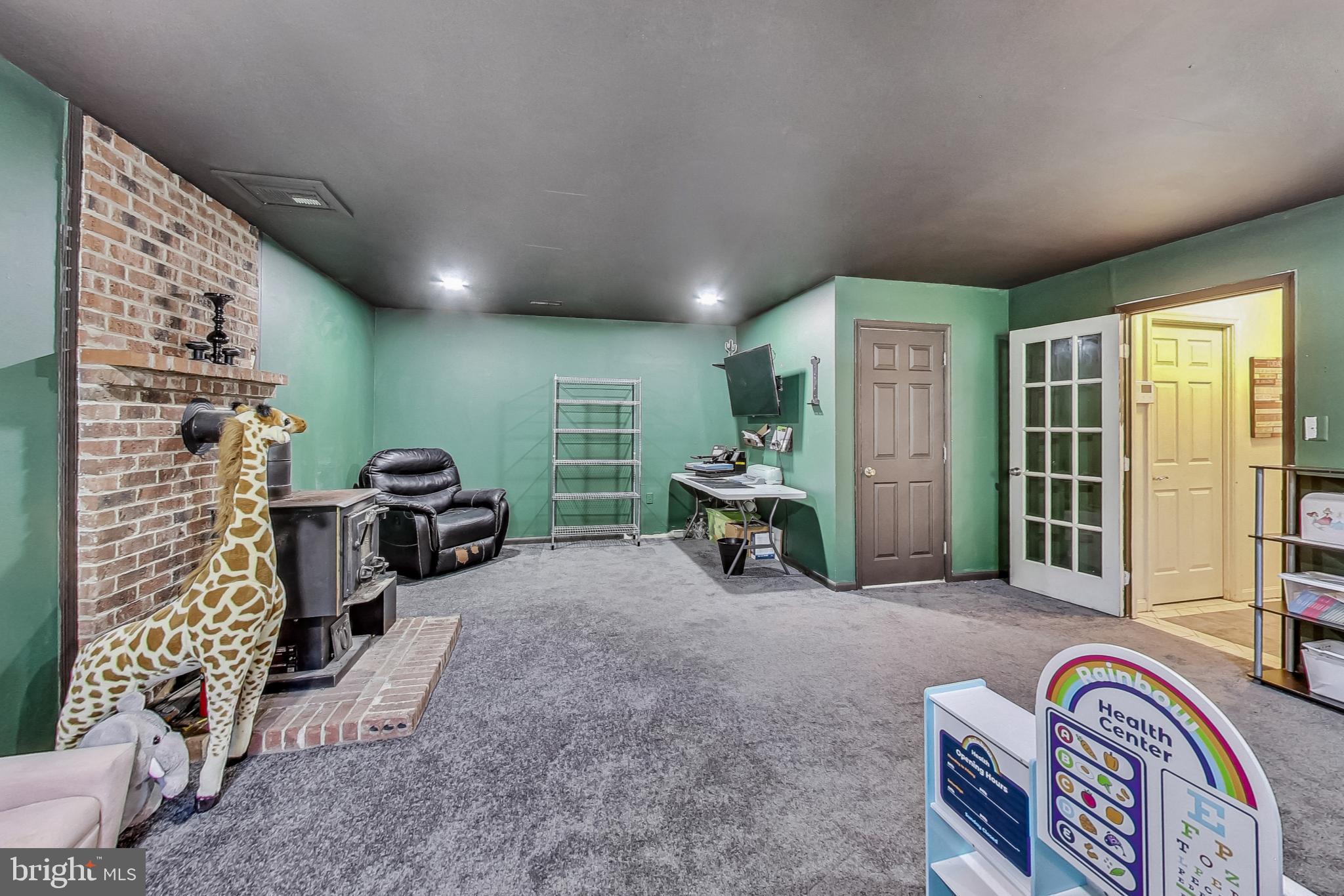 TANTALLON ON THE POTOMAC - Residential