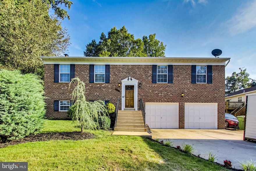 Just Reduced!!! Sellers are motivated! Gorgeous split foyer home in the beautiful well sought after neighborhood of Tantallon on the Potomac in Fort Washington. Home features 3 generously sized bedrooms, 3 full baths, 2 car garage, full size eat in kitchen with stainless steel appliances, separate living and dining room, an en-suite bath in the owners suite, hardwood flooring throughout the main level; fully finished large recreation room with an under the stair kids corner, separate laundry room, a large deck and backyard and so much more.  Conveniently located minutes from the National Harbor, easy access to Washington, DC and Alexandria VA, routes 495 and 295. Sold as is but in great condition. NO HOA FEES!!! No rent back needed. Seller offering CLOSING HELP with full priced offer and prefers Prime Title Group. Bring all offers!