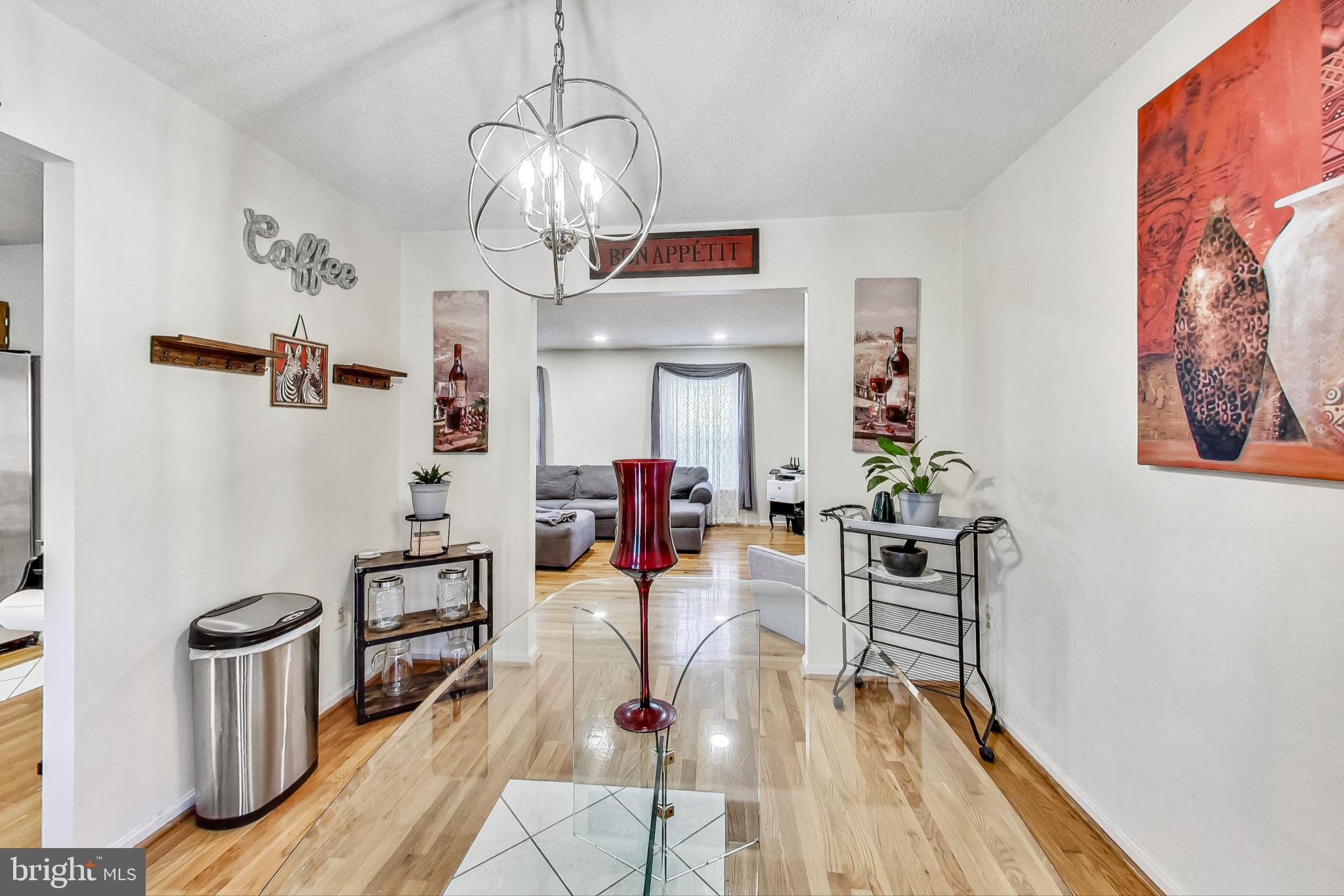 TANTALLON ON THE POTOMAC - Residential