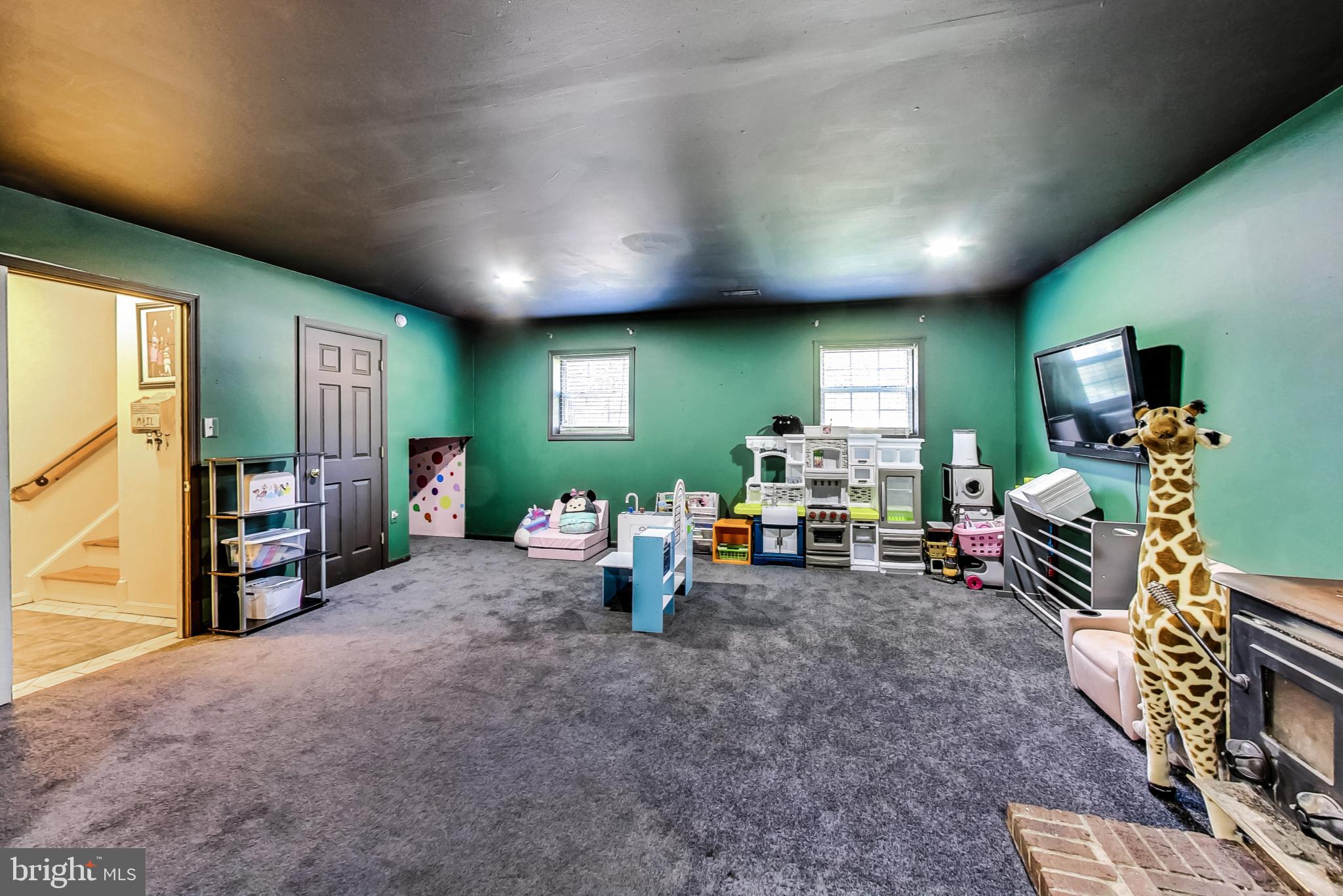 TANTALLON ON THE POTOMAC - Residential