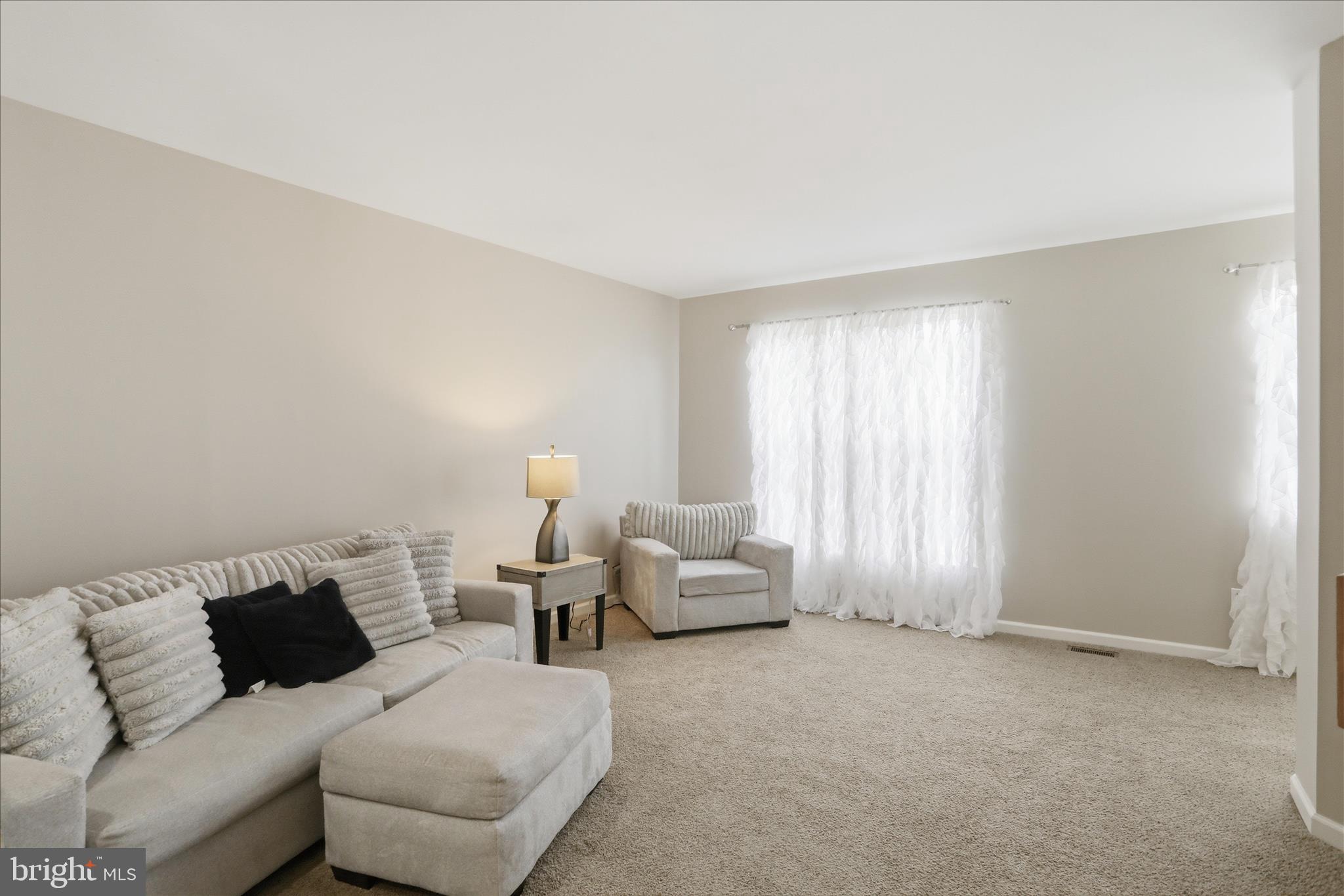 ENCLAVE - Residential