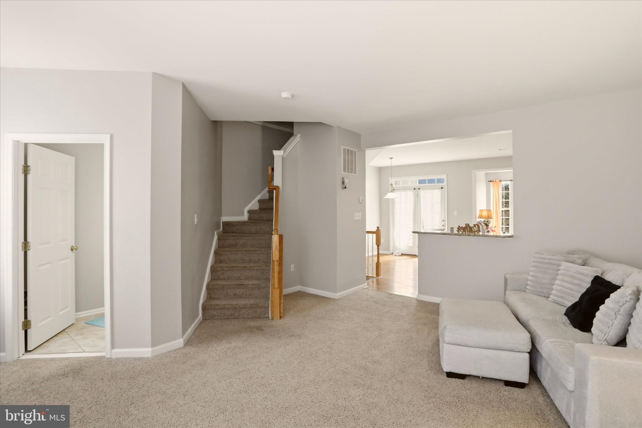 ENCLAVE - Residential