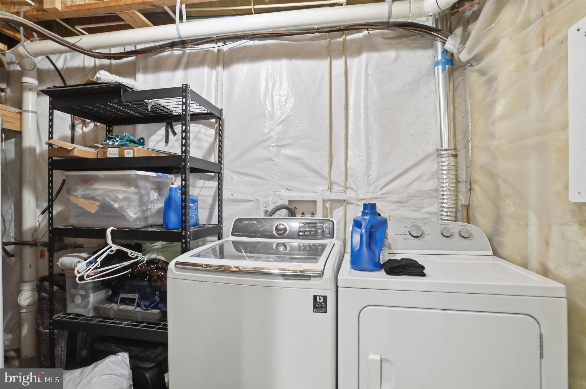 ENCLAVE - Residential