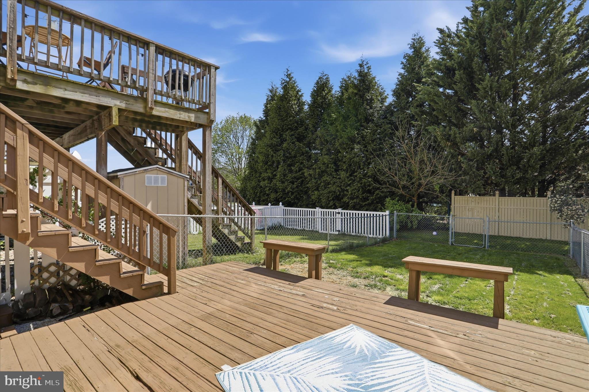 ENCLAVE - Residential