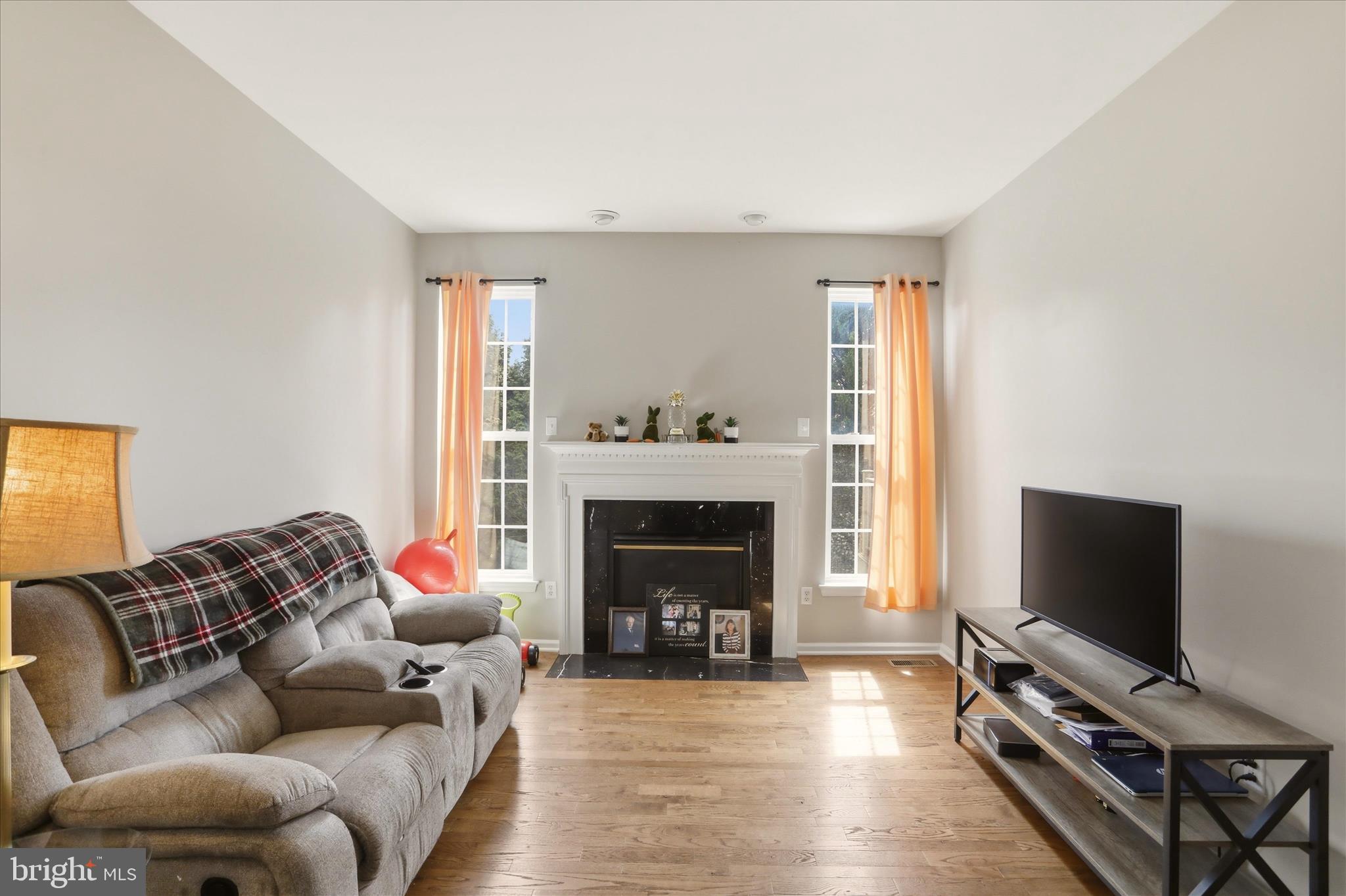 ENCLAVE - Residential