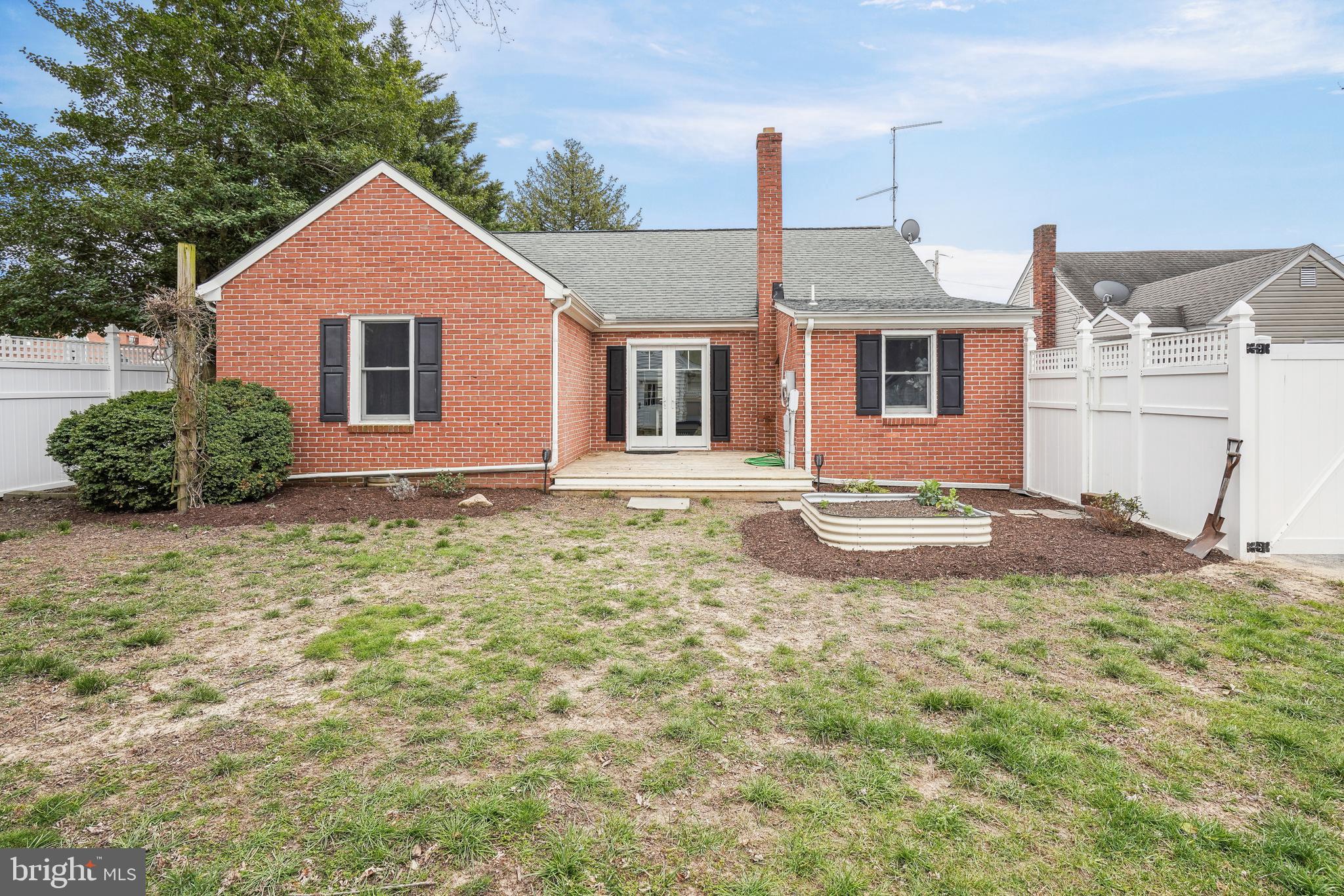 EASTON - Residential