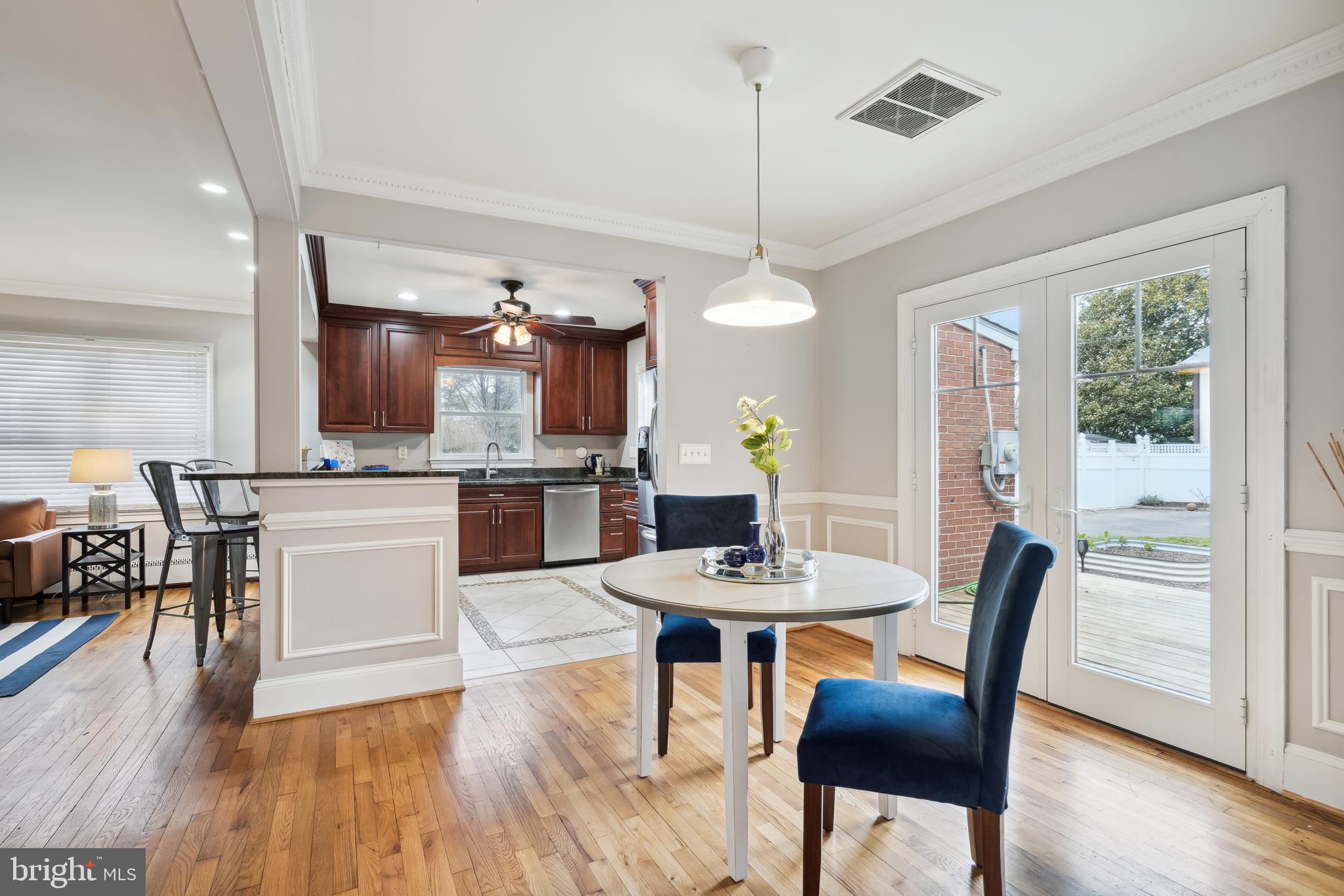 EASTON - Residential