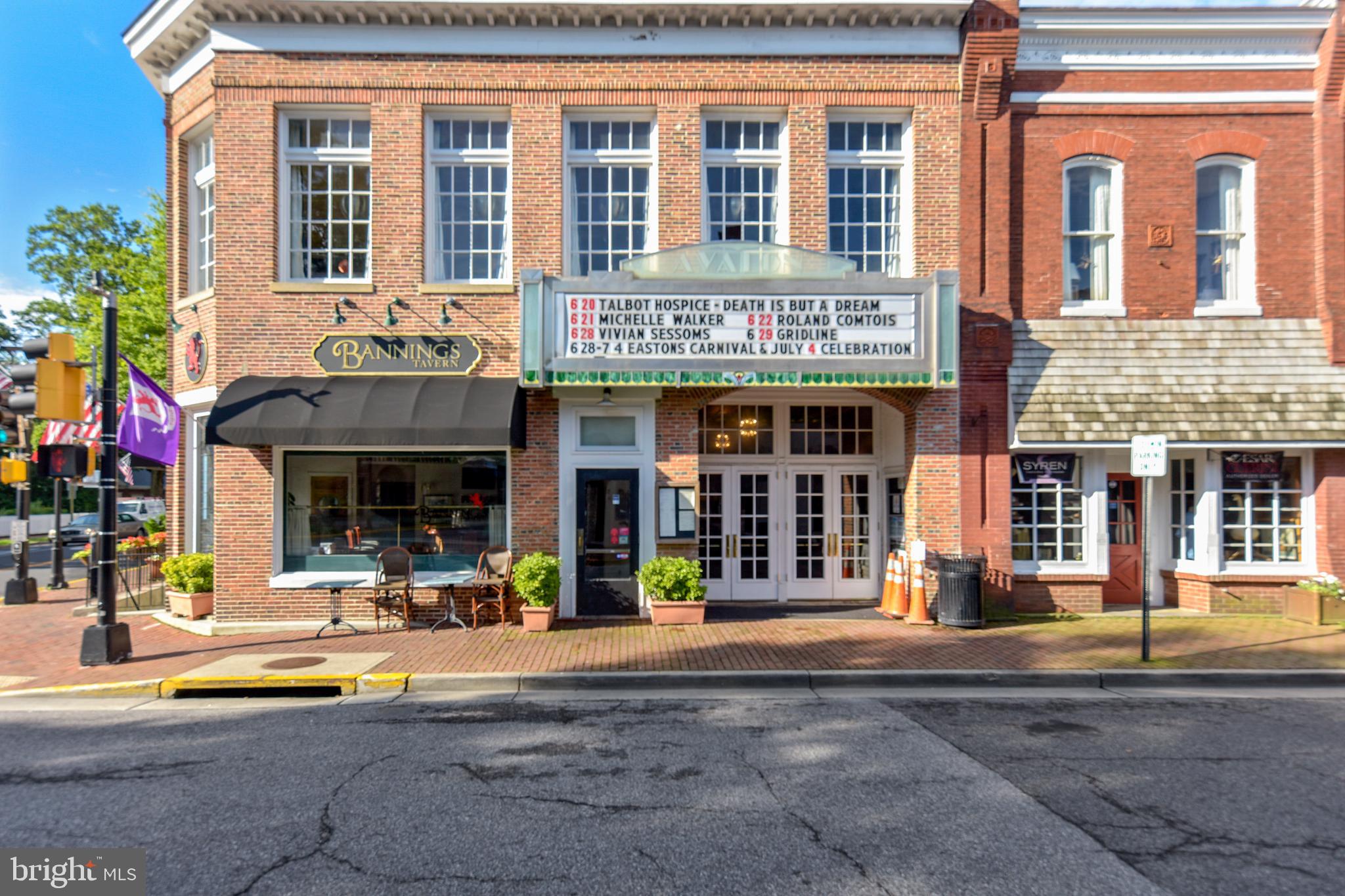 EASTON - Residential